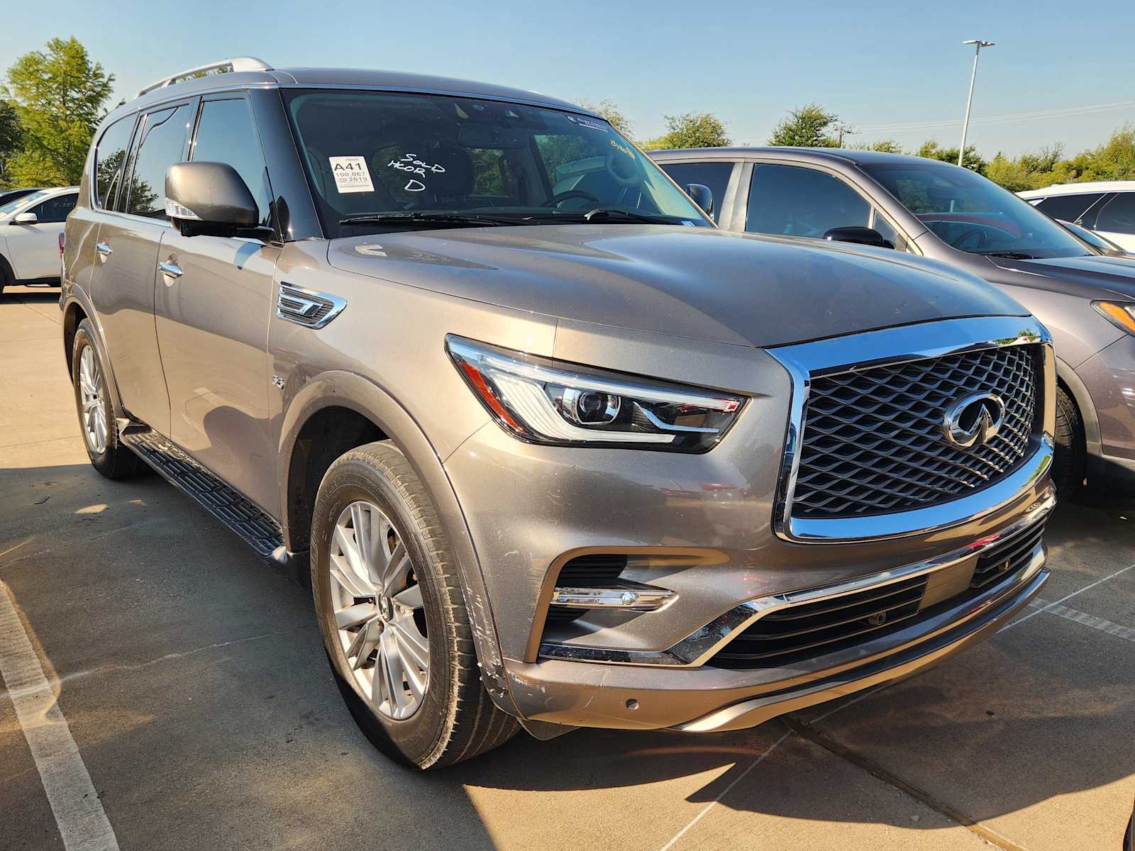 Thumbnail: 2019 INFINITI QX80 - 3