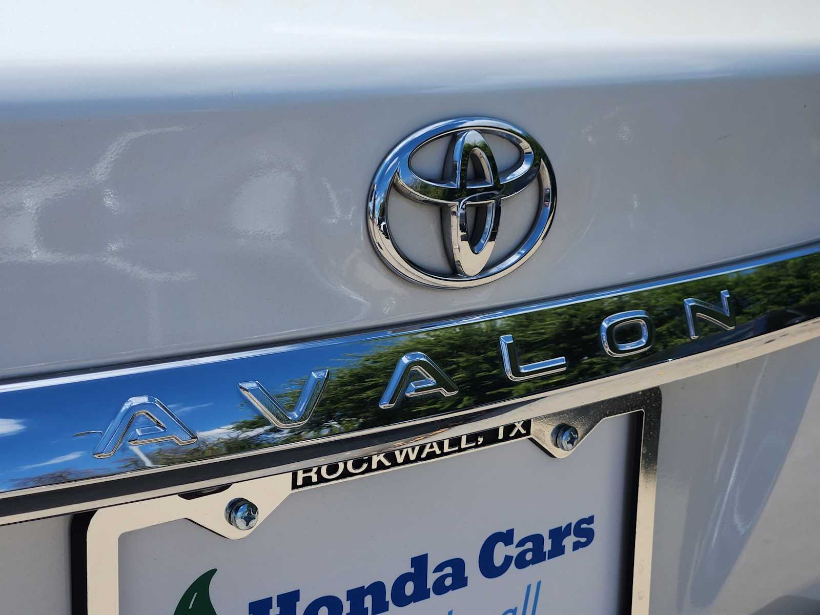 Thumbnail: 2012 Toyota Avalon - 7
