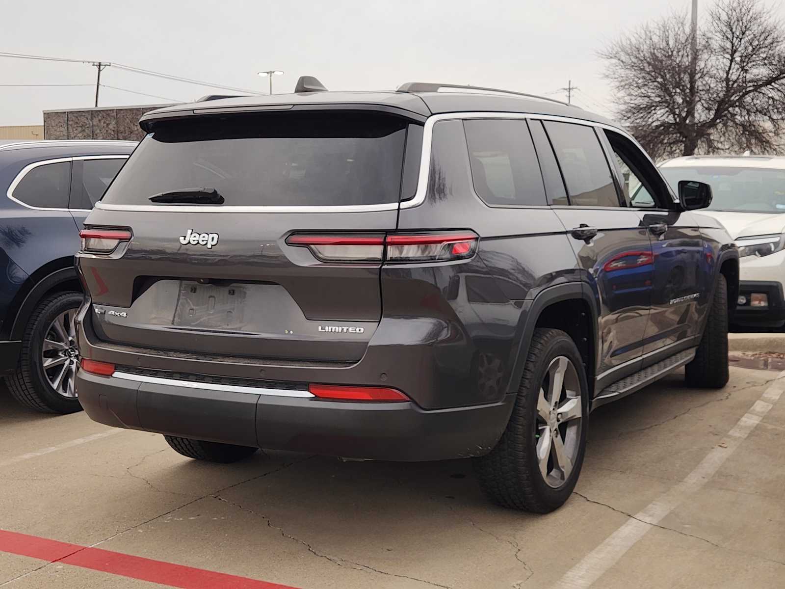 Thumbnail: 2022 Jeep Grand Cherokee - 4