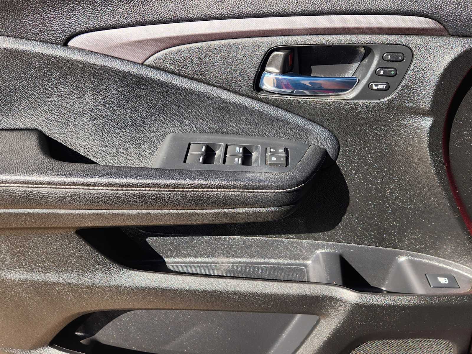 Thumbnail: 2022 Honda Ridgeline - 29