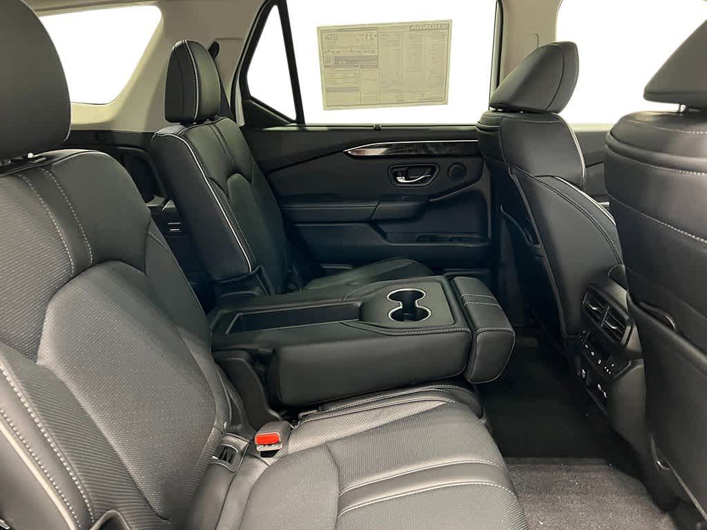 Thumbnail: 2025 Honda Pilot - 39