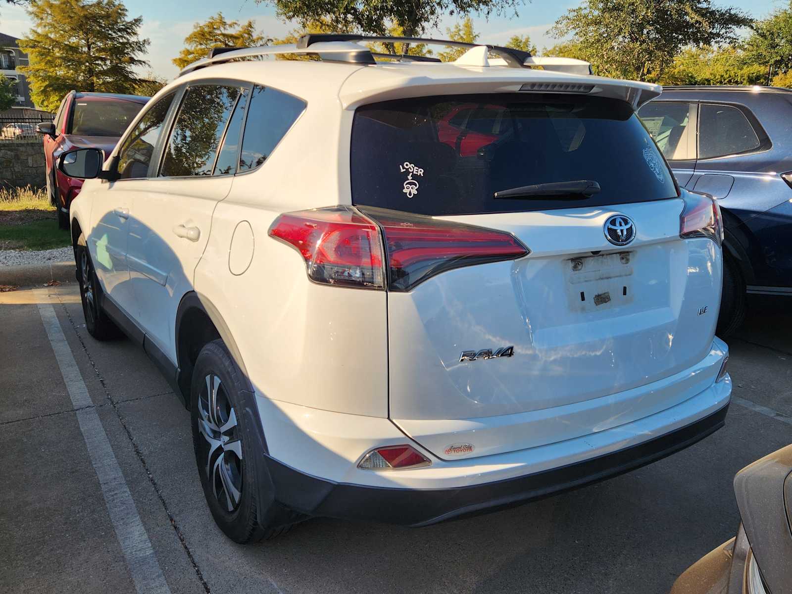 Thumbnail: 2016 Toyota RAV4 - 6