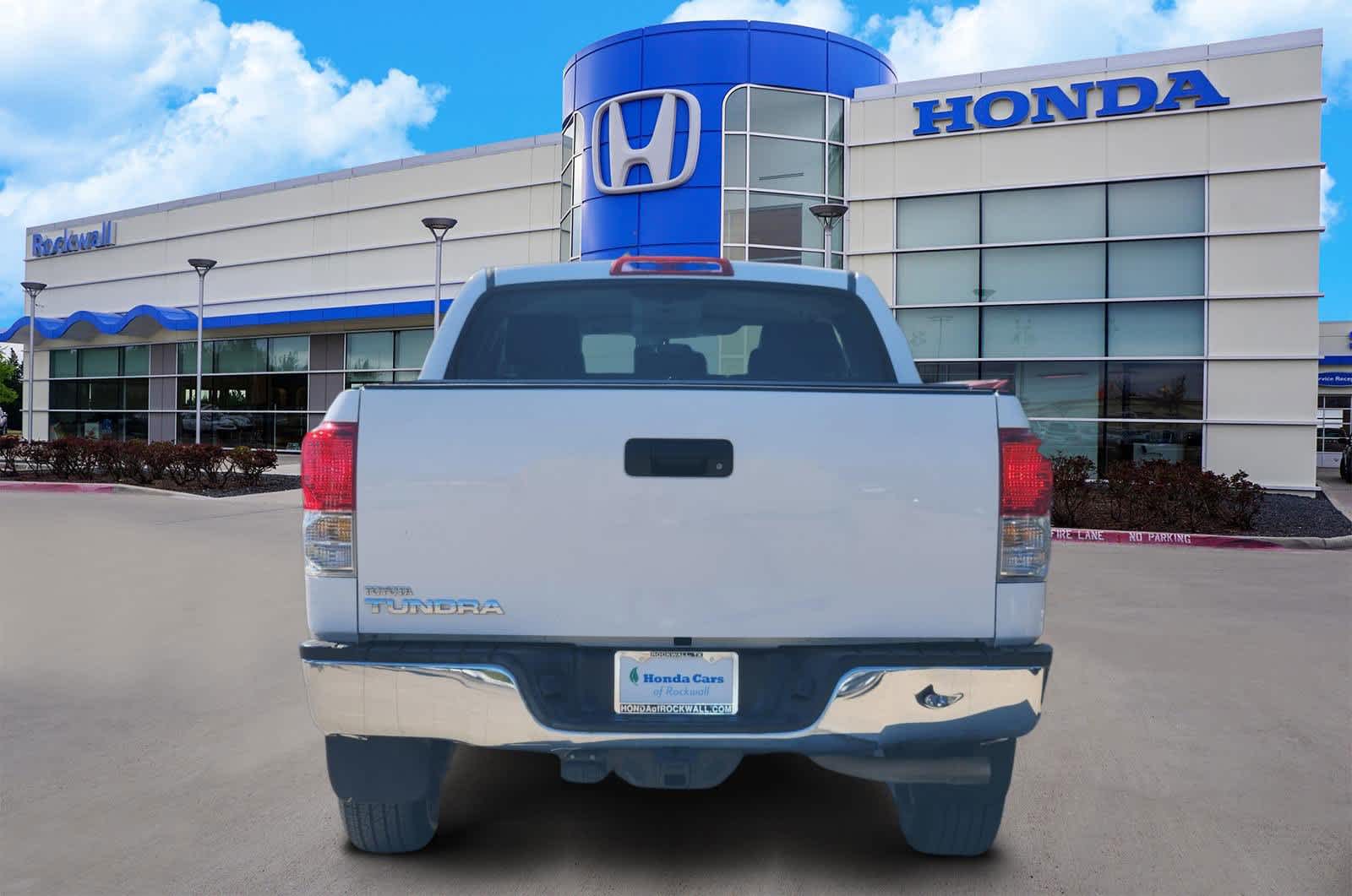 Thumbnail: 2011 Toyota Tundra - 5