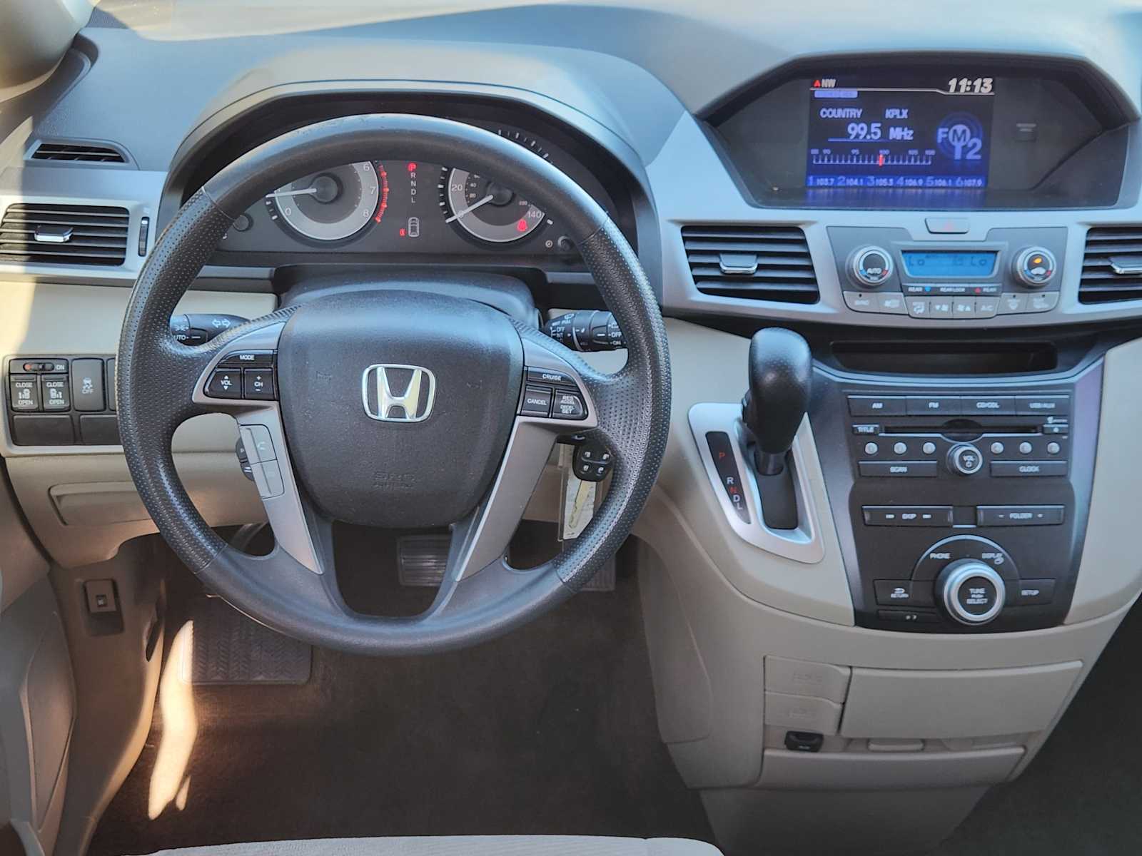 Thumbnail: 2013 Honda Odyssey - 16