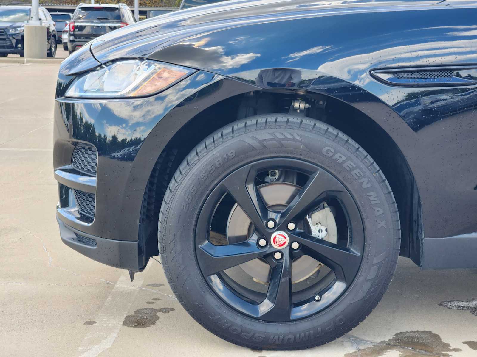 Thumbnail: 2019 Jaguar F-Pace - 8