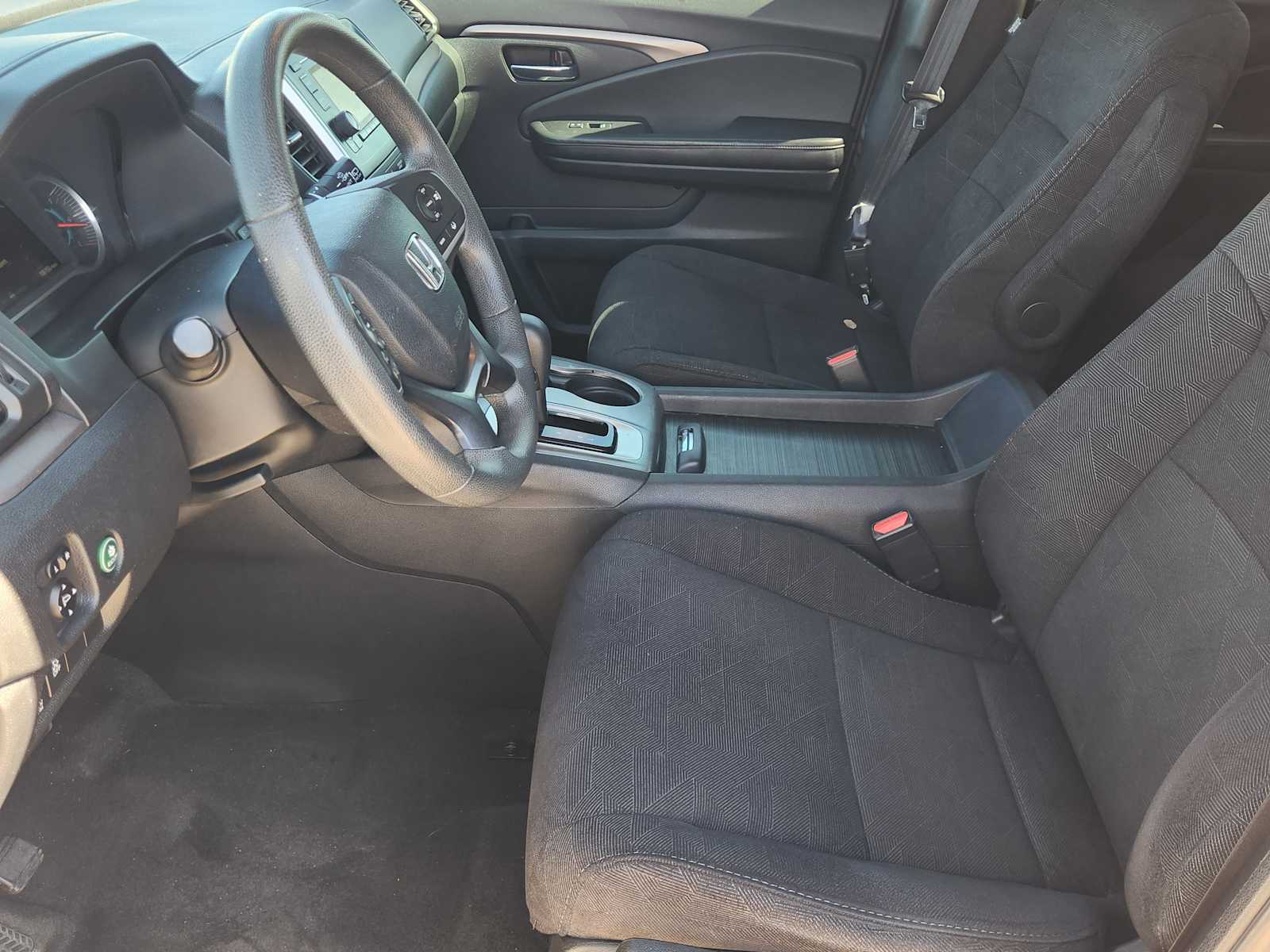 Thumbnail: 2019 Honda Pilot - 11