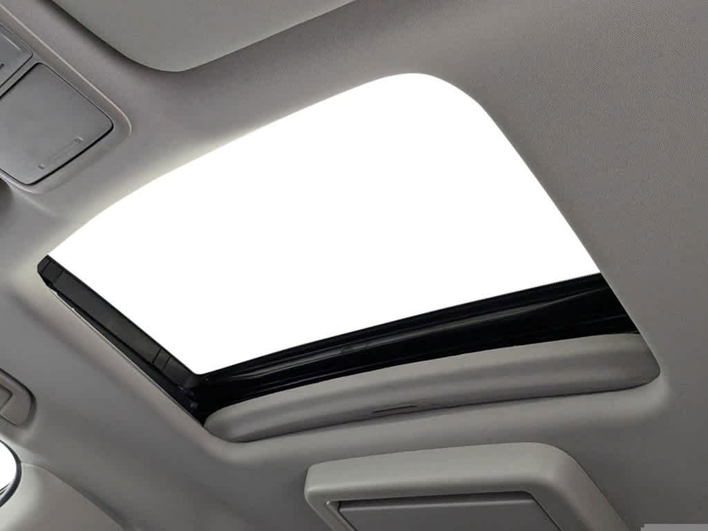 Thumbnail: 2025 Honda Odyssey - 21