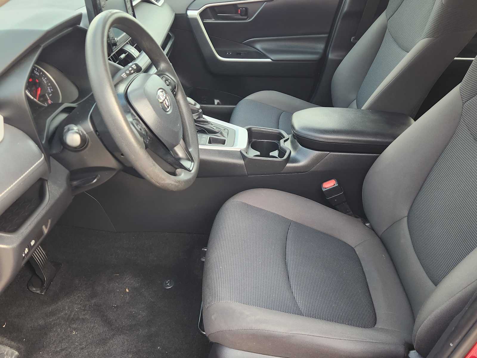 Thumbnail: 2021 Toyota RAV4 - 11