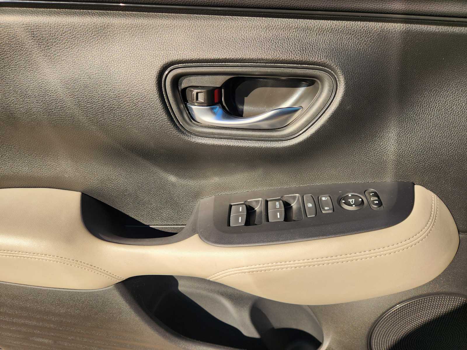 Thumbnail: 2024 Honda HR-V - 29