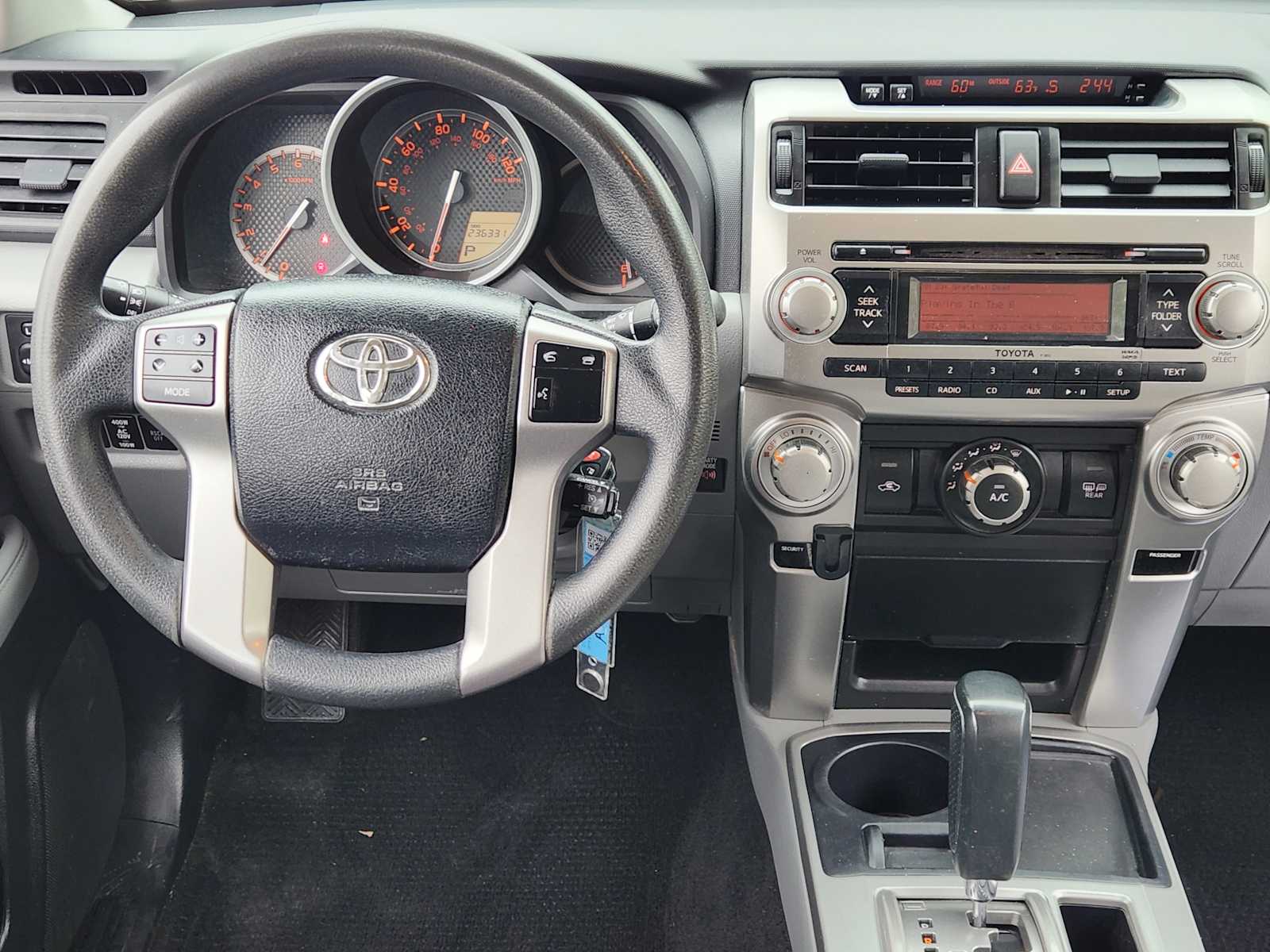 Thumbnail: 2013 Toyota 4Runner - 16