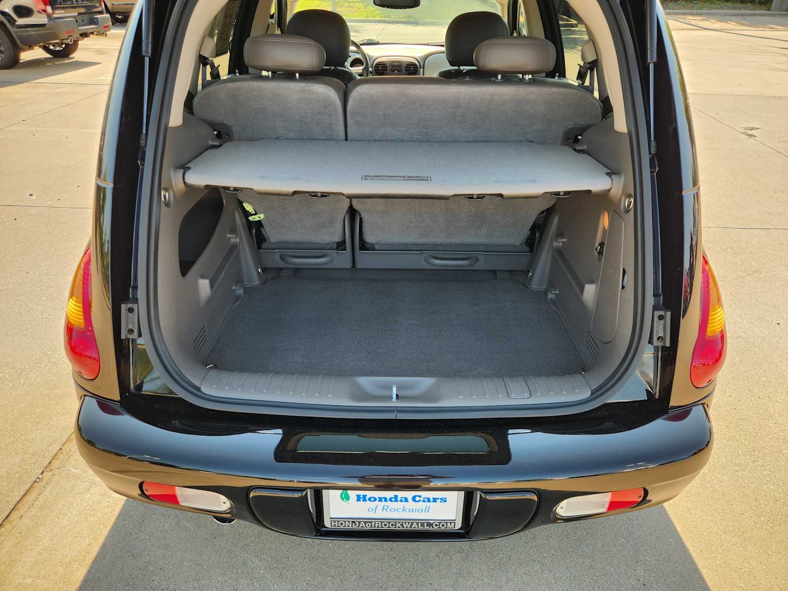 Thumbnail: 2004 Chrysler PT Cruiser - 19