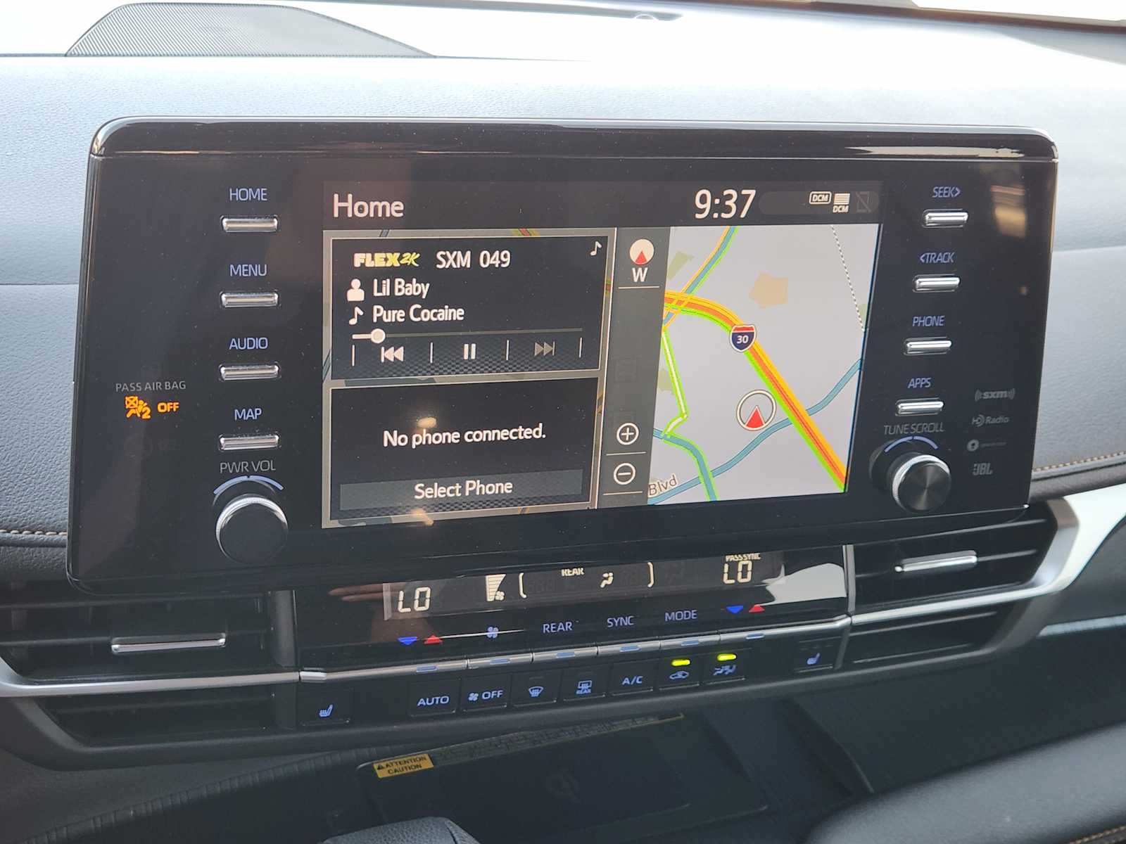 Thumbnail: 2023 Toyota Sienna - 16