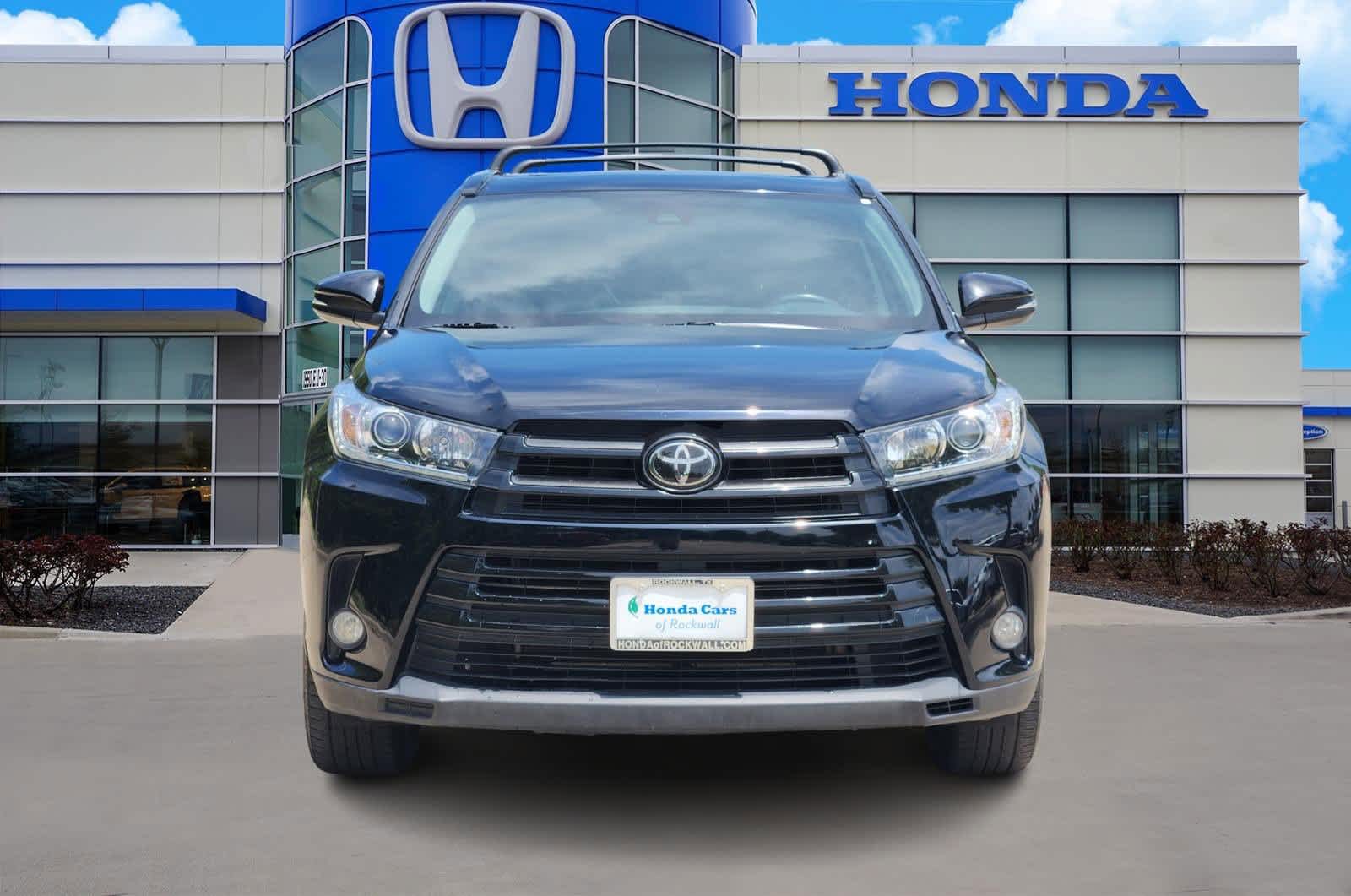 Thumbnail: 2018 Toyota Highlander - 6