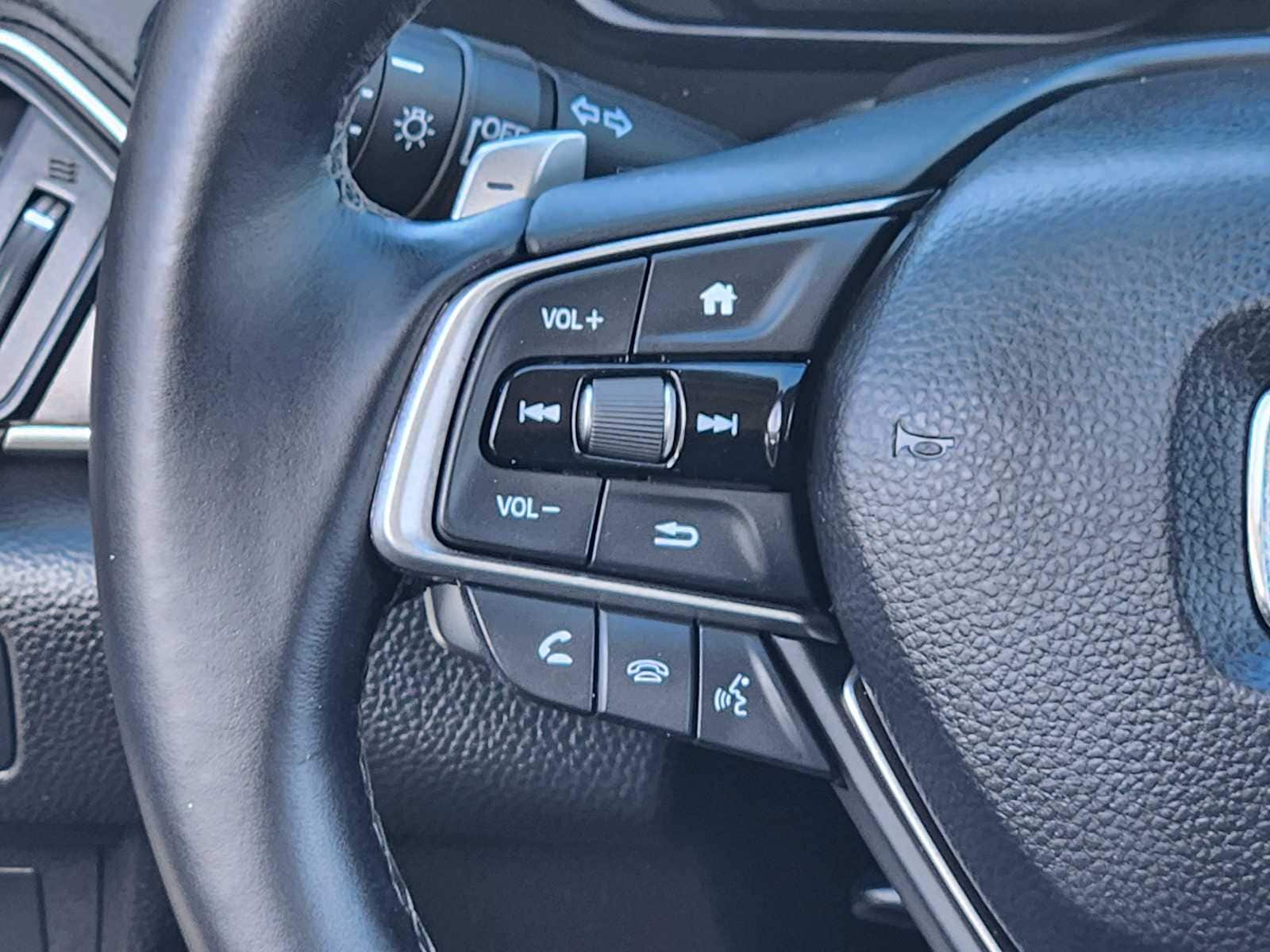 Thumbnail: 2018 Honda Accord - 32