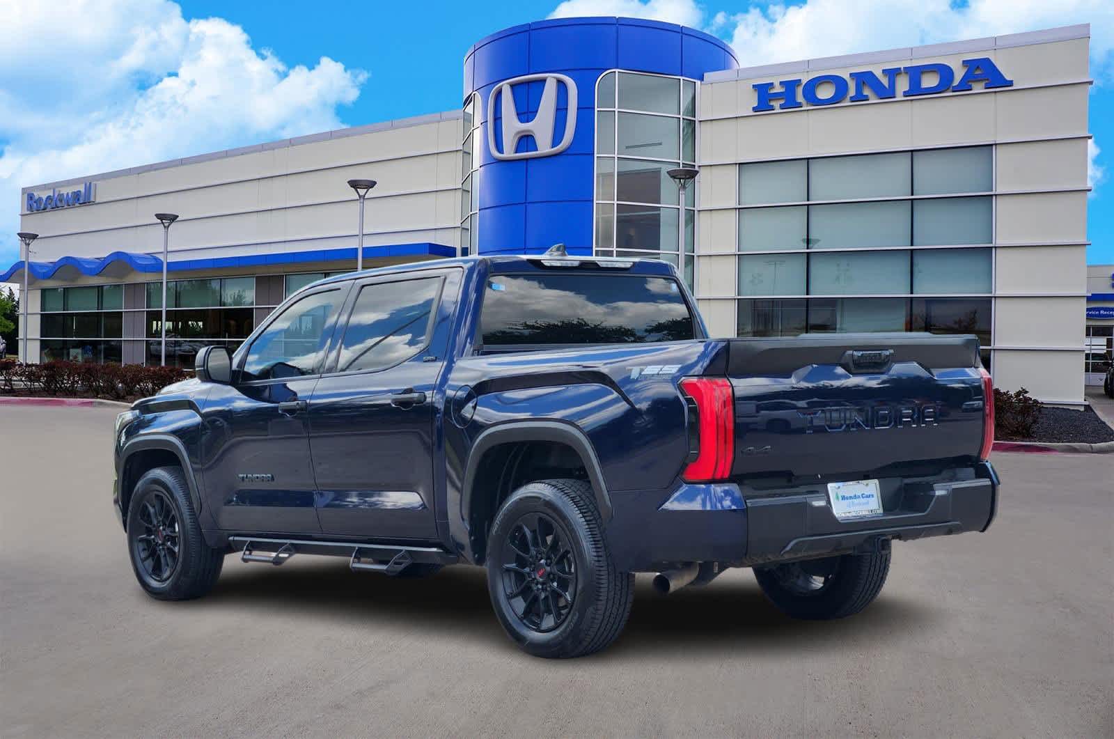 Thumbnail: 2022 Toyota Tundra - 4