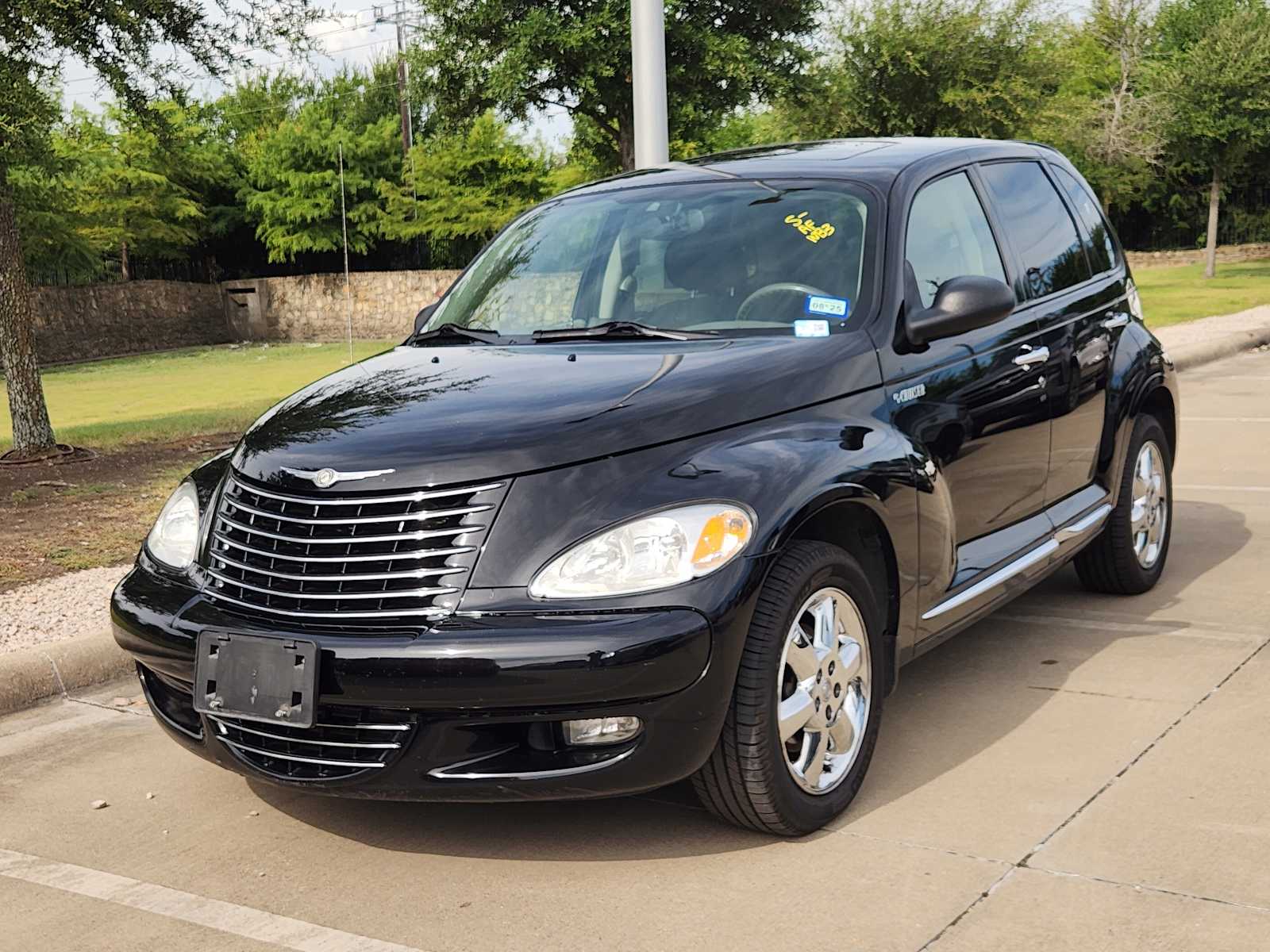 Thumbnail: 2004 Chrysler PT Cruiser - 1