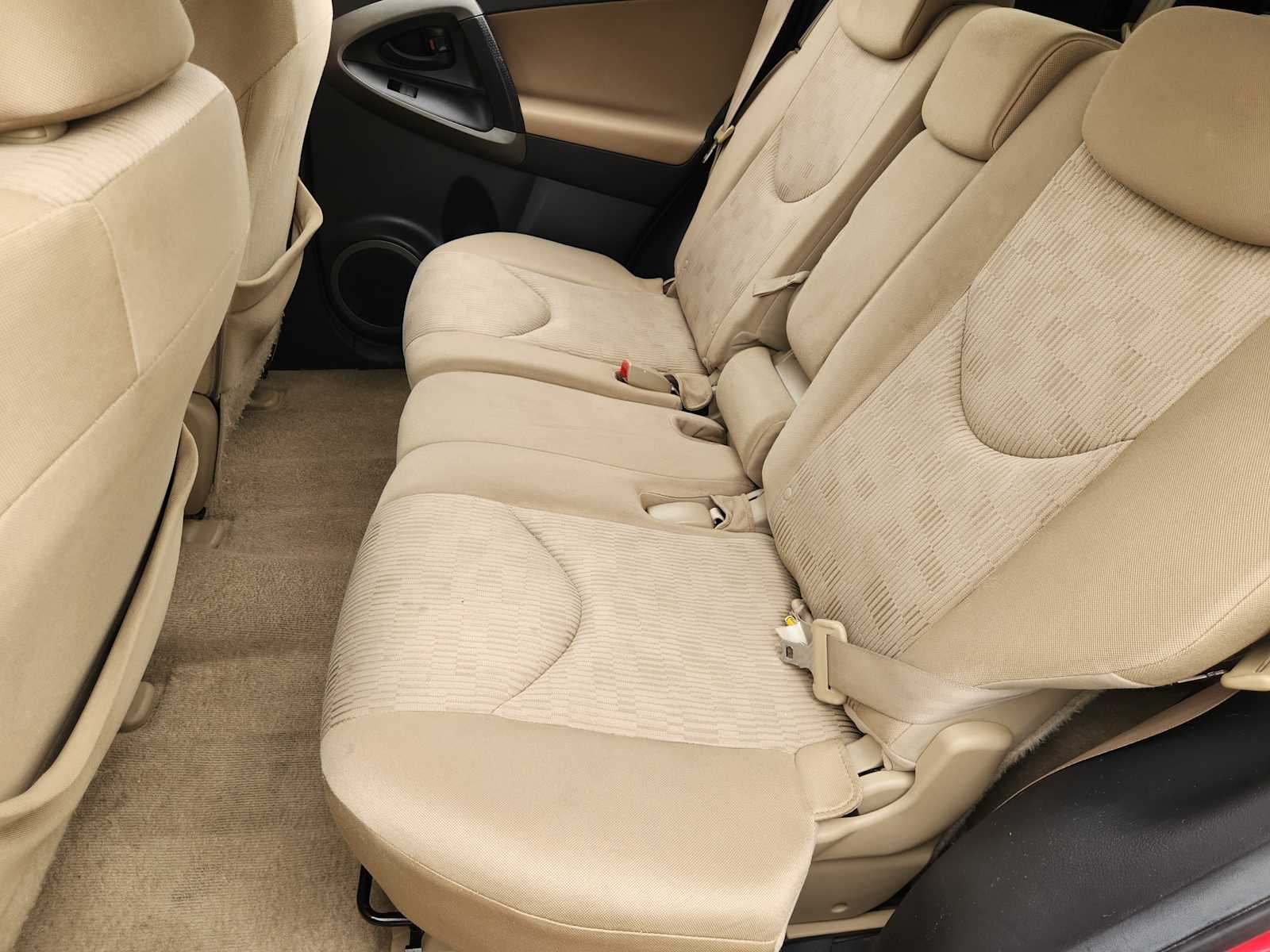 Thumbnail: 2011 Toyota RAV4 - 13