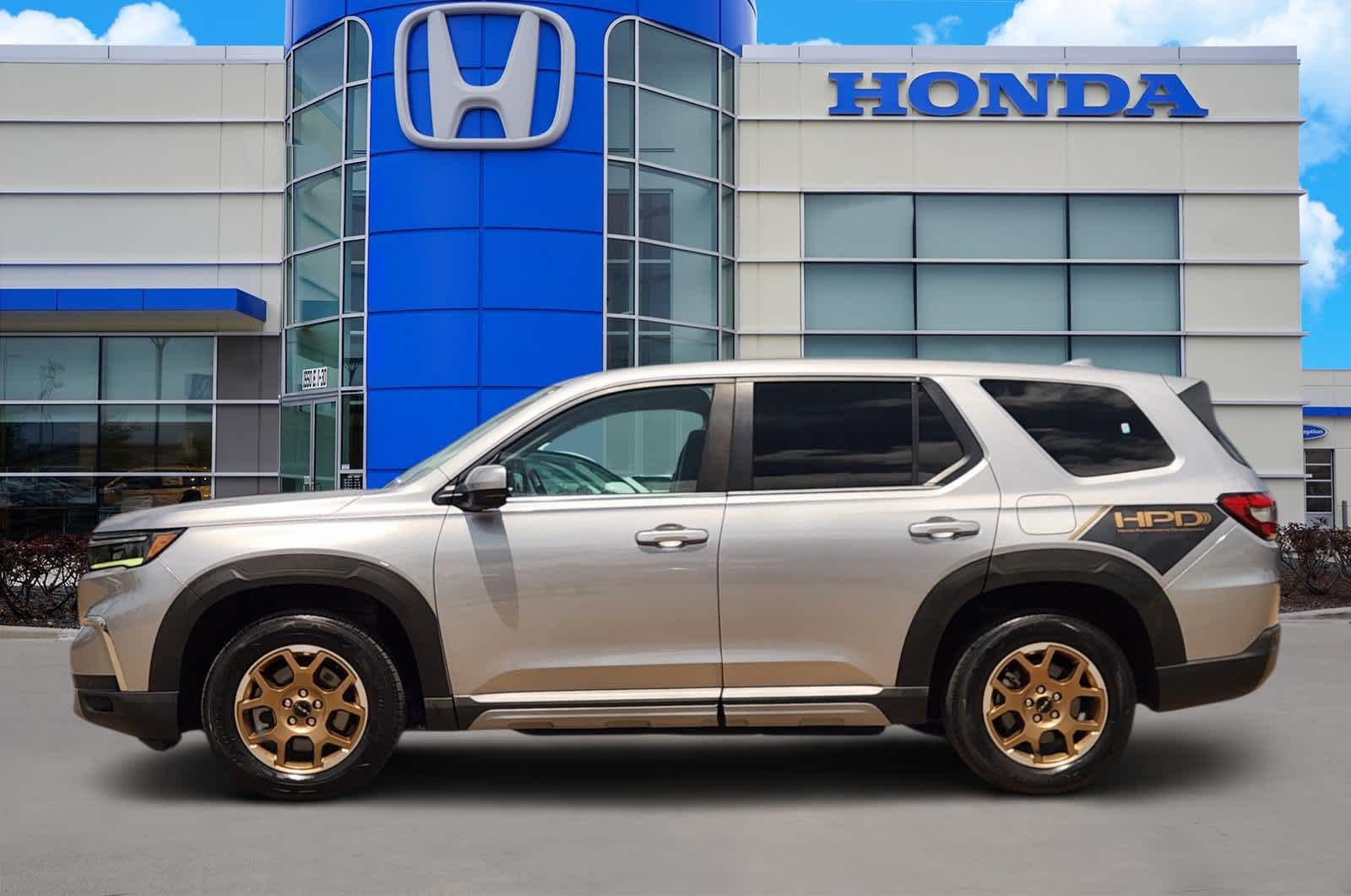 Thumbnail: 2023 Honda Pilot - 2