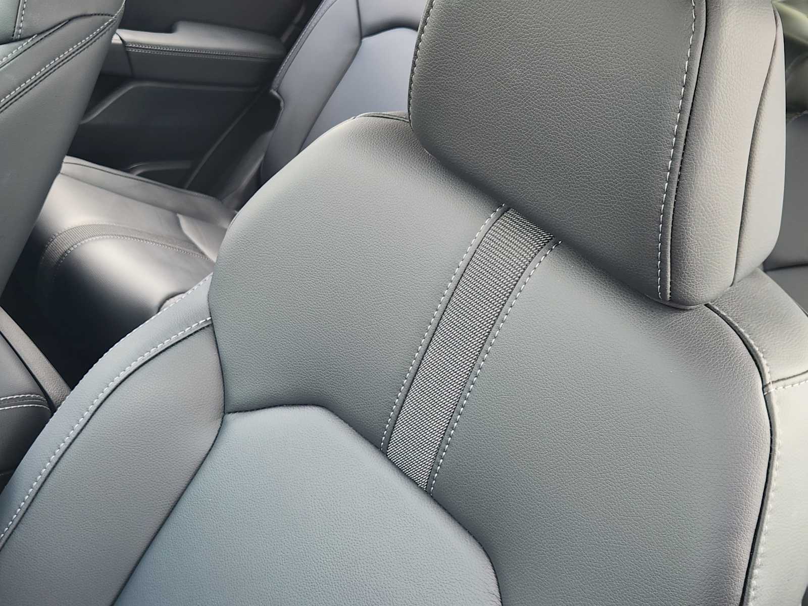 Thumbnail: 2025 Honda Pilot - 25