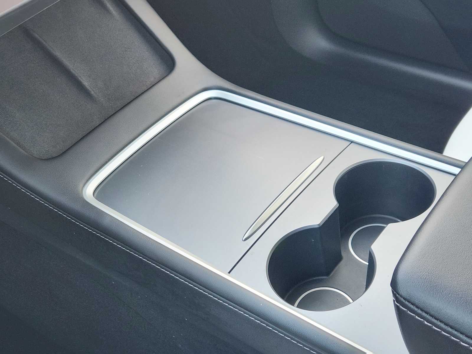 Thumbnail: 2023 Tesla Model Y - 17