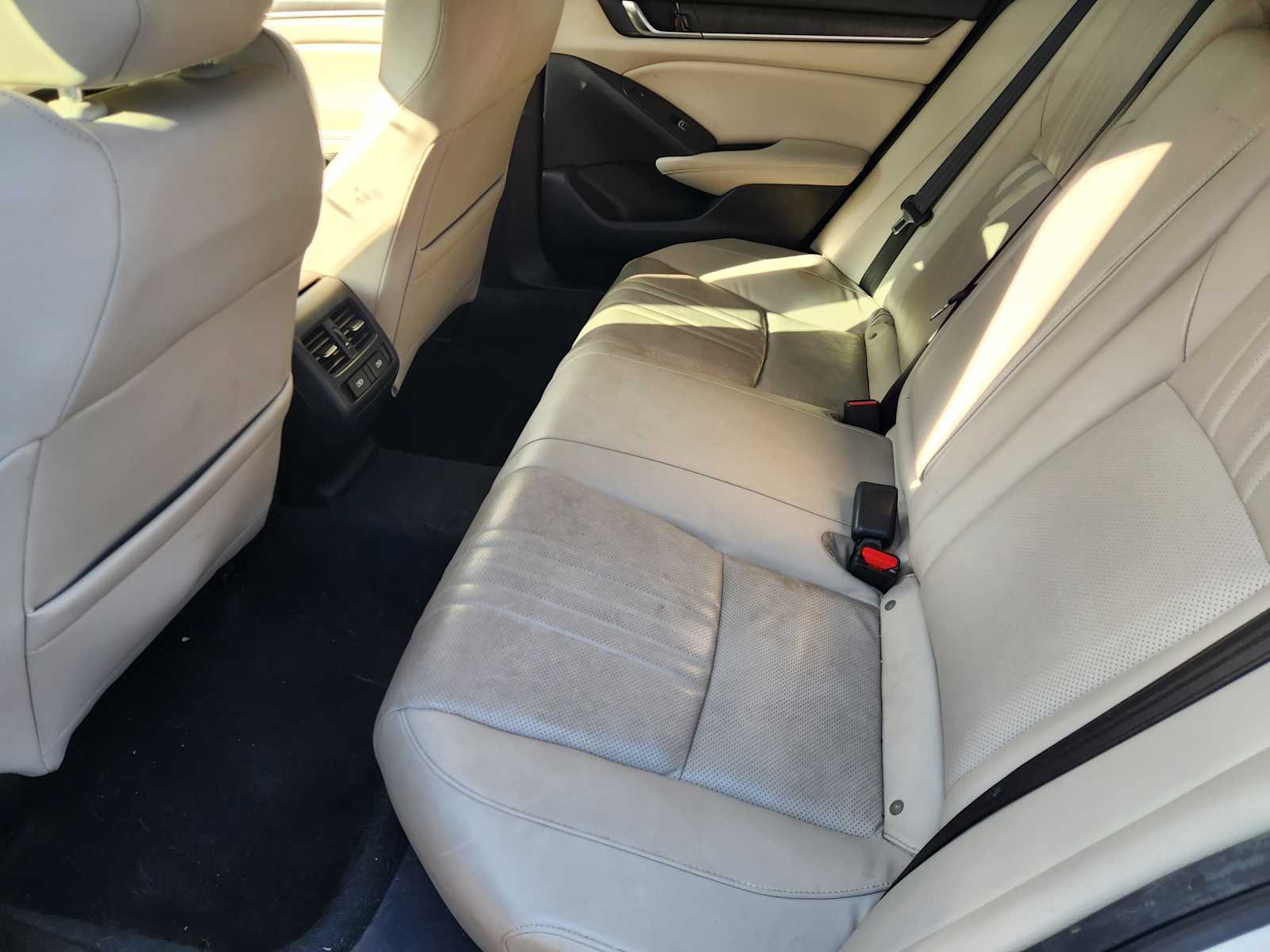 Thumbnail: 2022 Honda Accord - 9