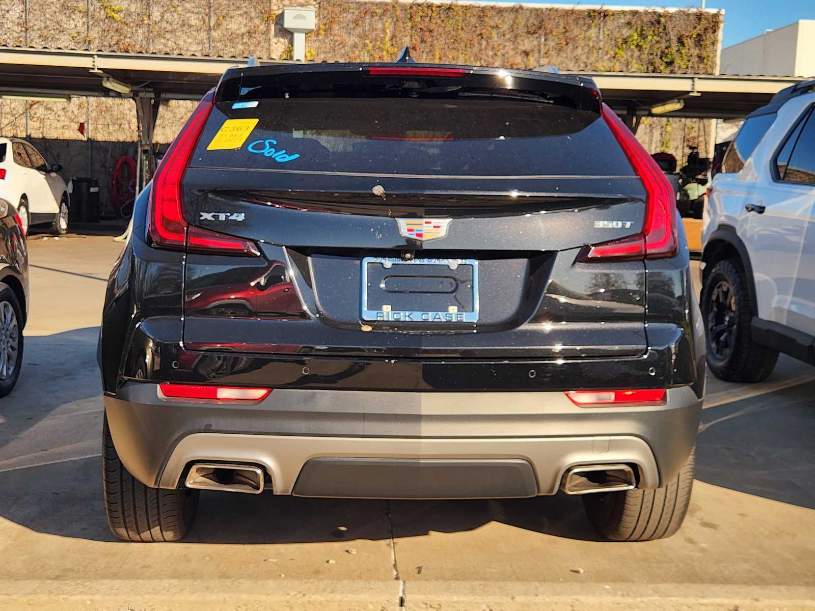 Thumbnail: 2023 Cadillac XT4 - 5