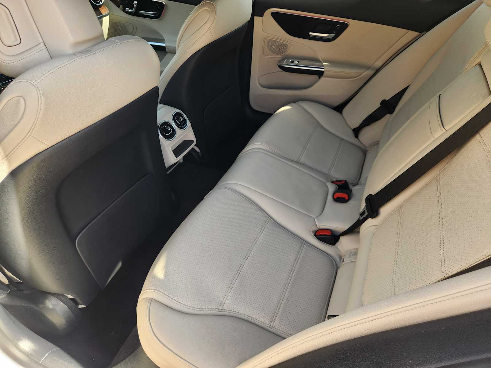 Thumbnail: 2024 Mercedes-Benz C-Class - 12