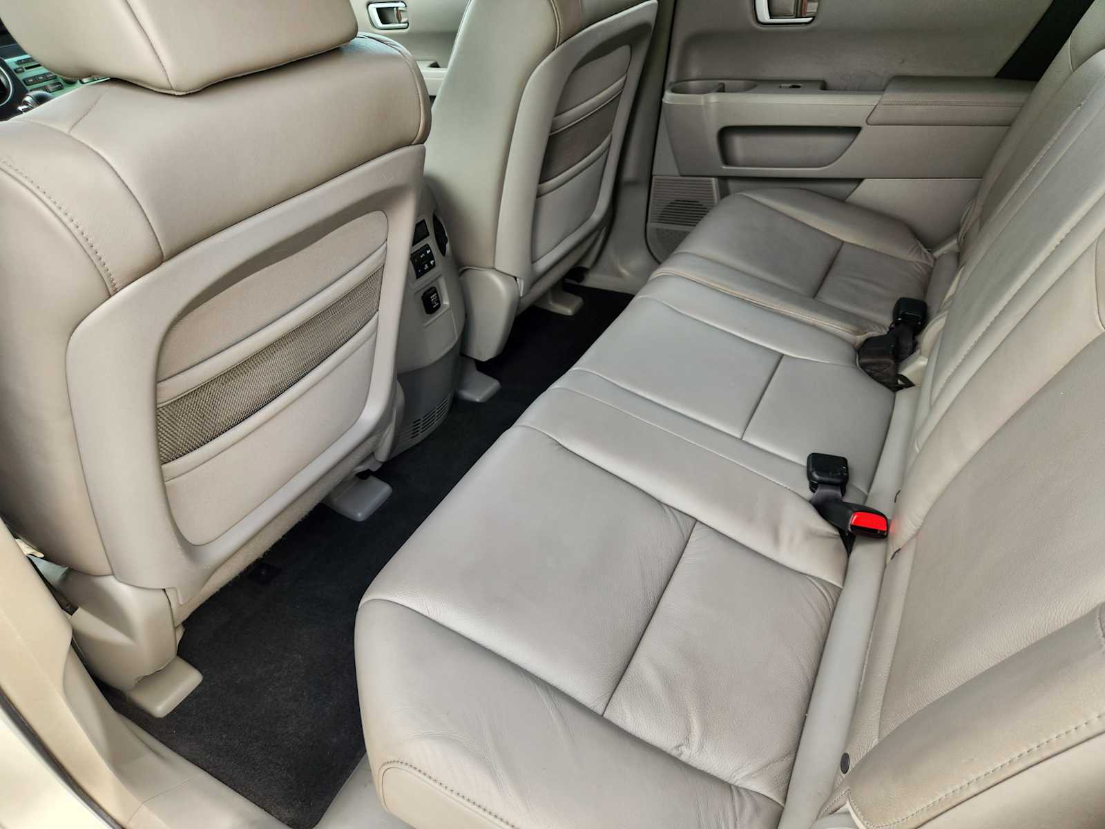 Thumbnail: 2009 Honda Pilot - 12