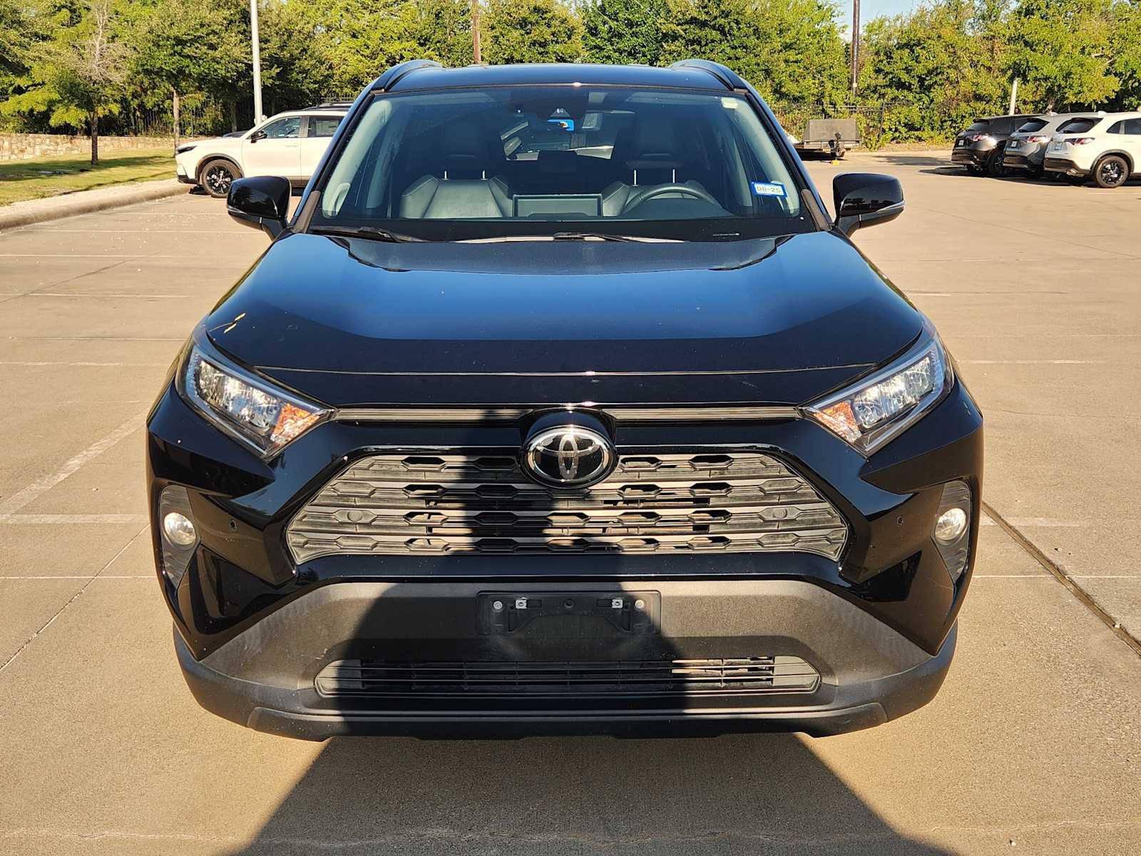 2021 Toyota RAV4 XLE Premium photo 2