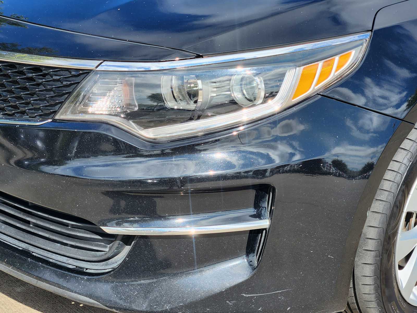 Thumbnail: 2018 Kia Optima - 23