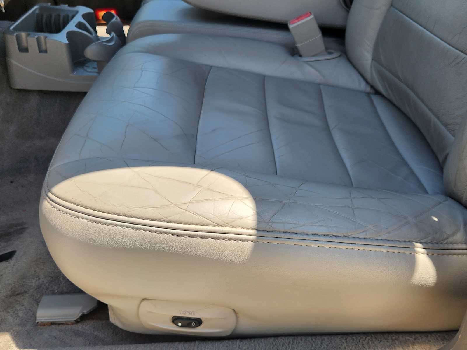 Thumbnail: 2001 Lincoln Town Car - 30