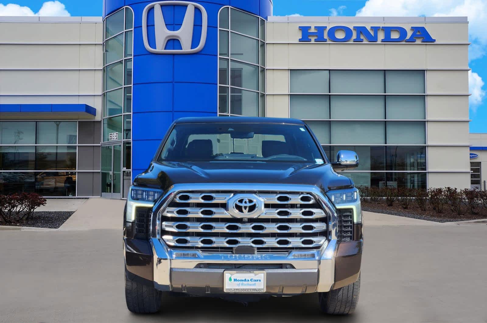 Thumbnail: 2022 Toyota Tundra - 6