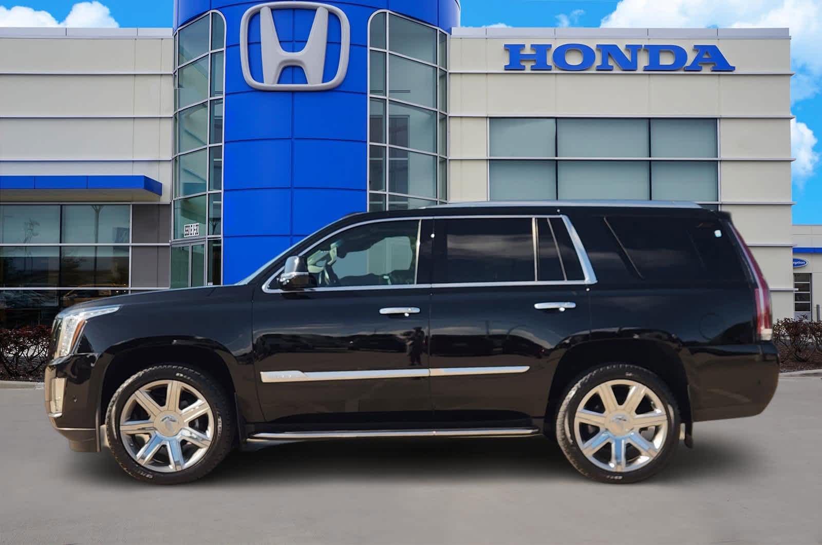 Thumbnail: 2019 Cadillac Escalade - 2