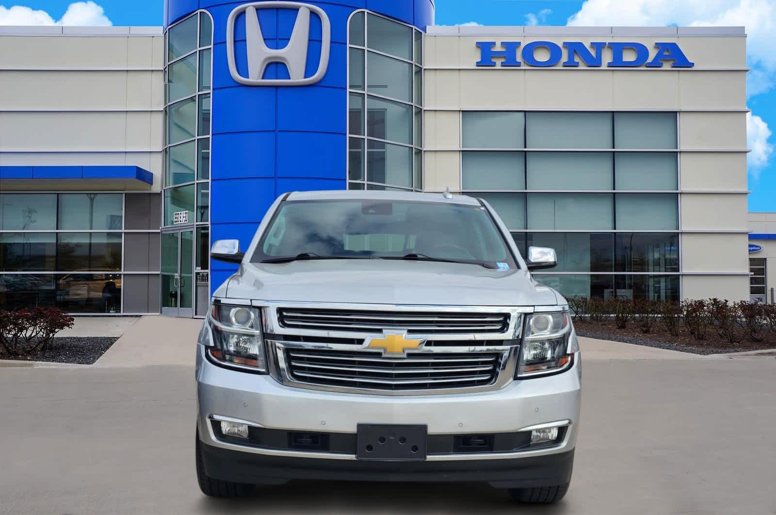 Thumbnail: 2020 Chevrolet Suburban - 6