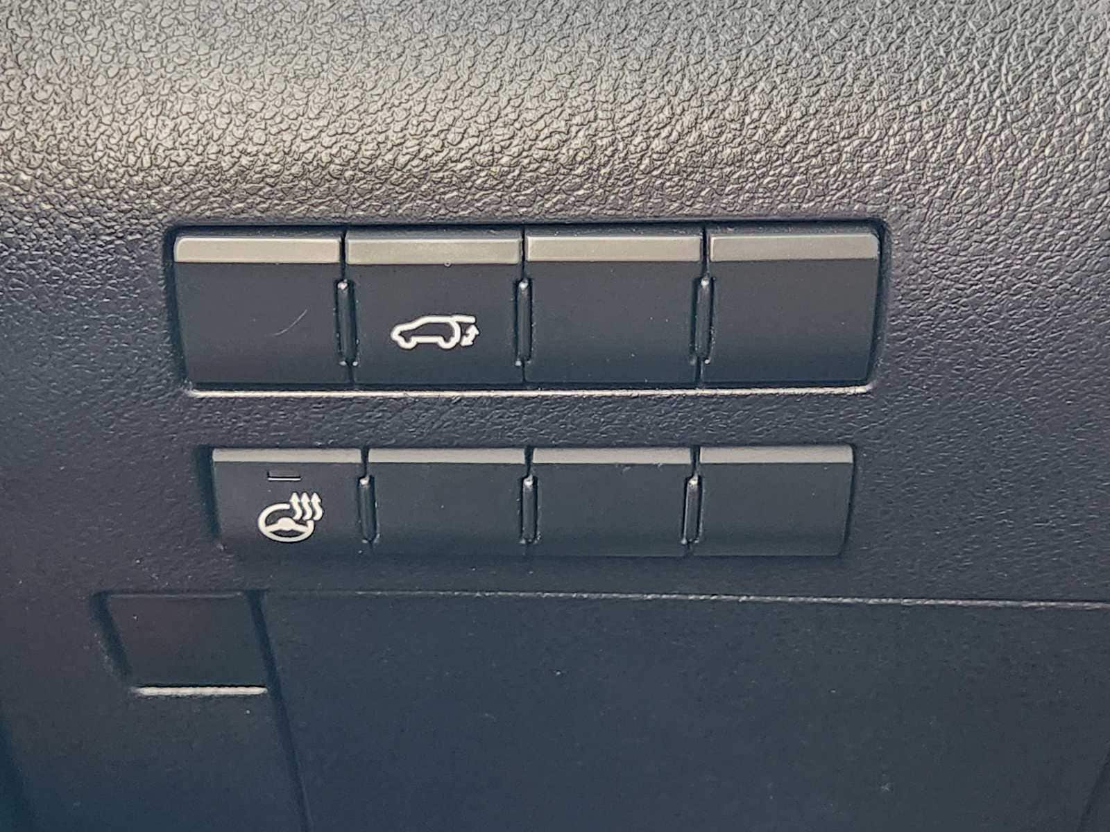 Thumbnail: 2016 Lexus RX - 25