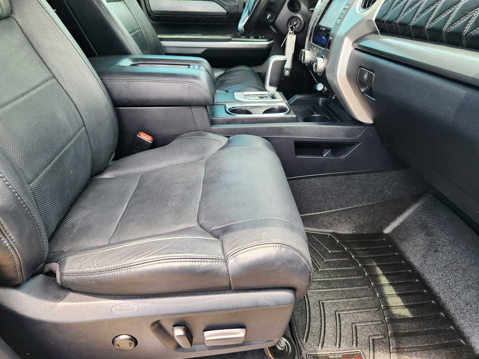 2017 Toyota Tundra Platinum 12
