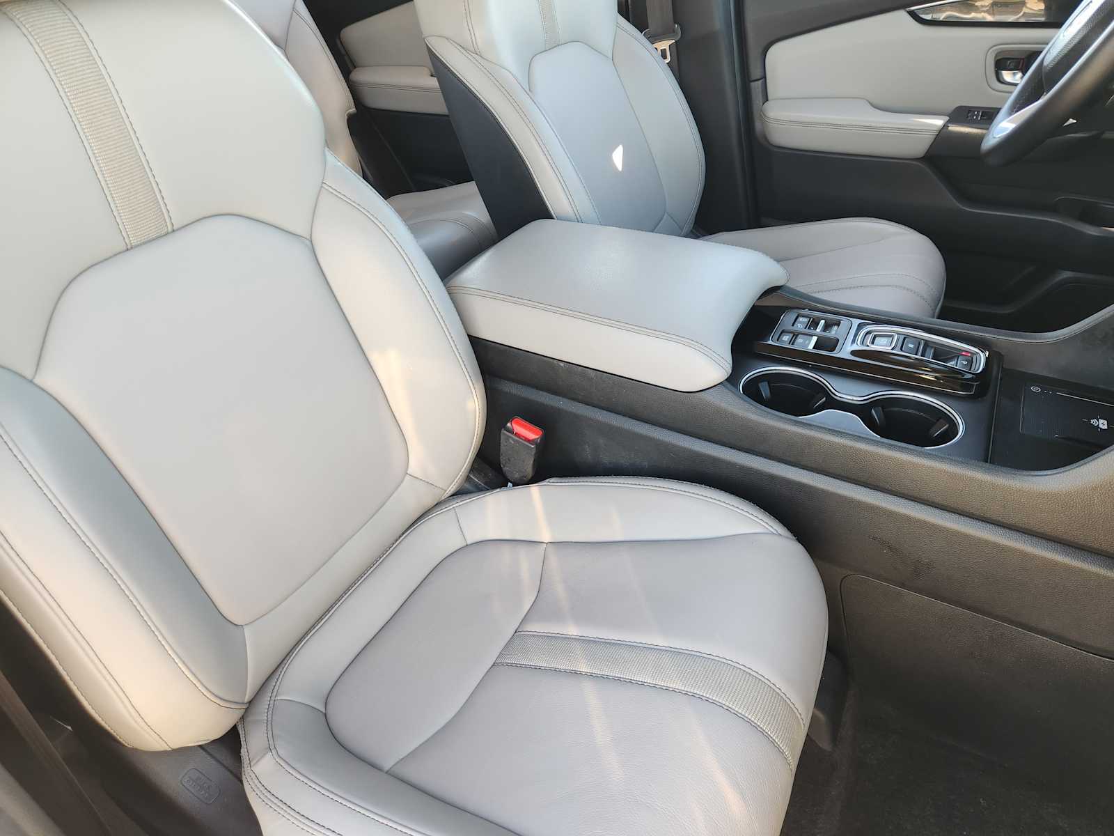 Thumbnail: 2024 Honda Pilot - 15