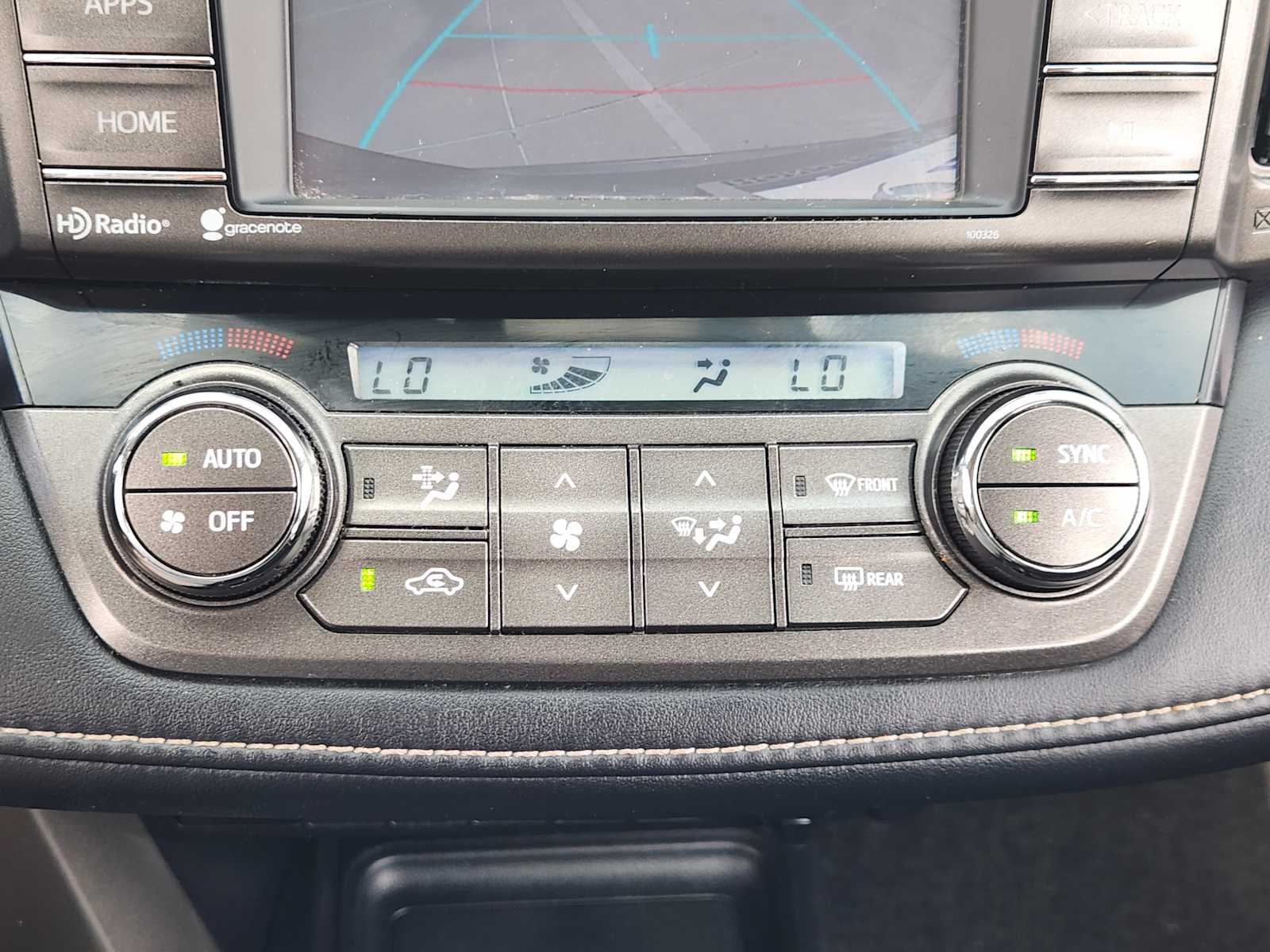 Thumbnail: 2014 Toyota RAV4 - 26