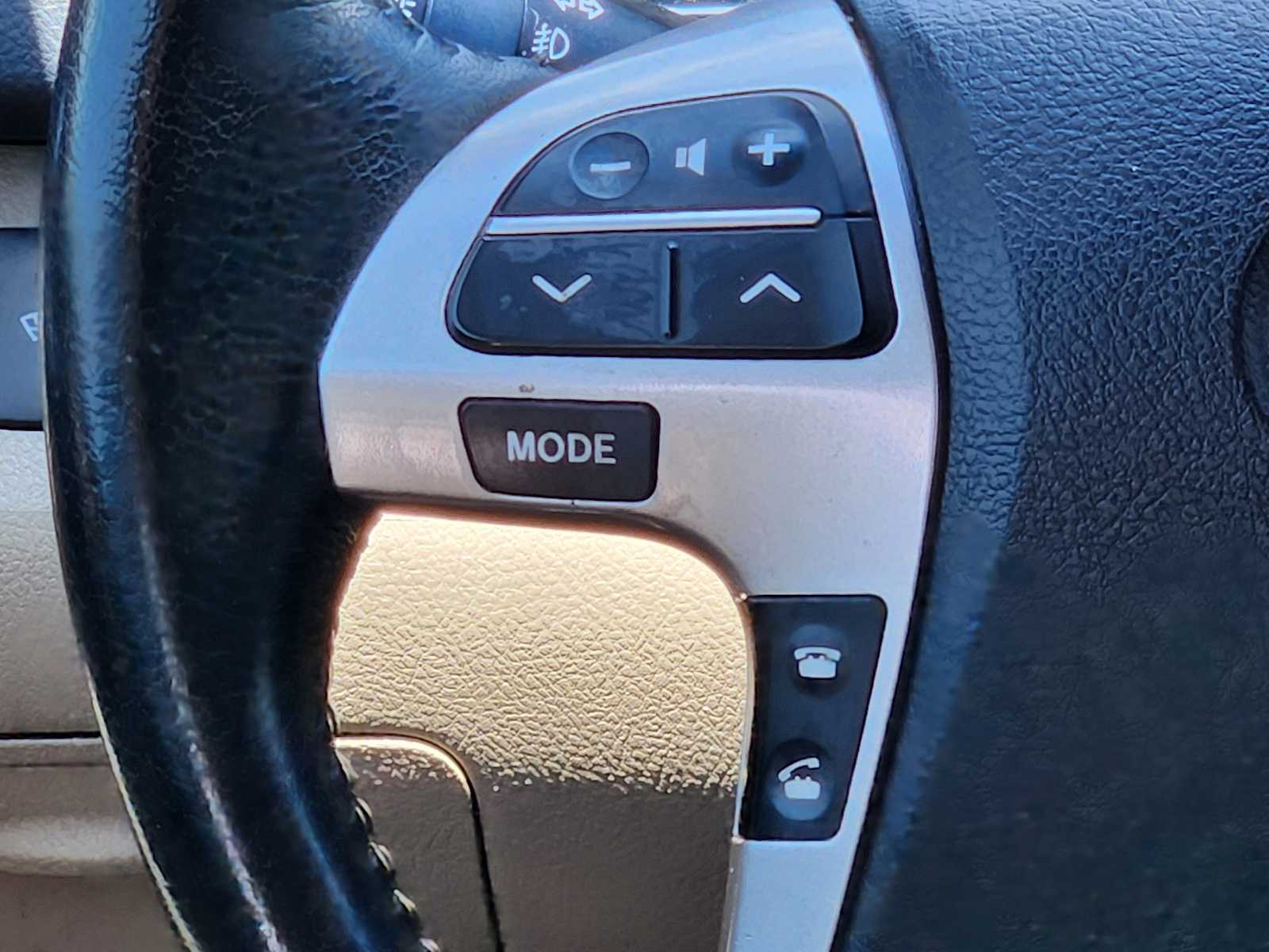 Thumbnail: 2013 Toyota Highlander - 32