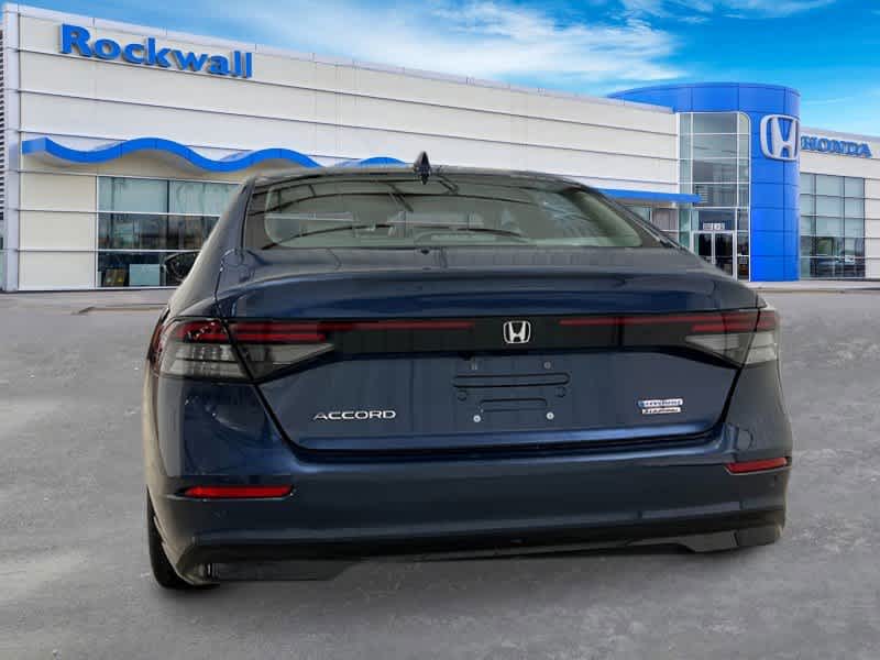 2025 Honda Accord Hybrid Touring photo 4