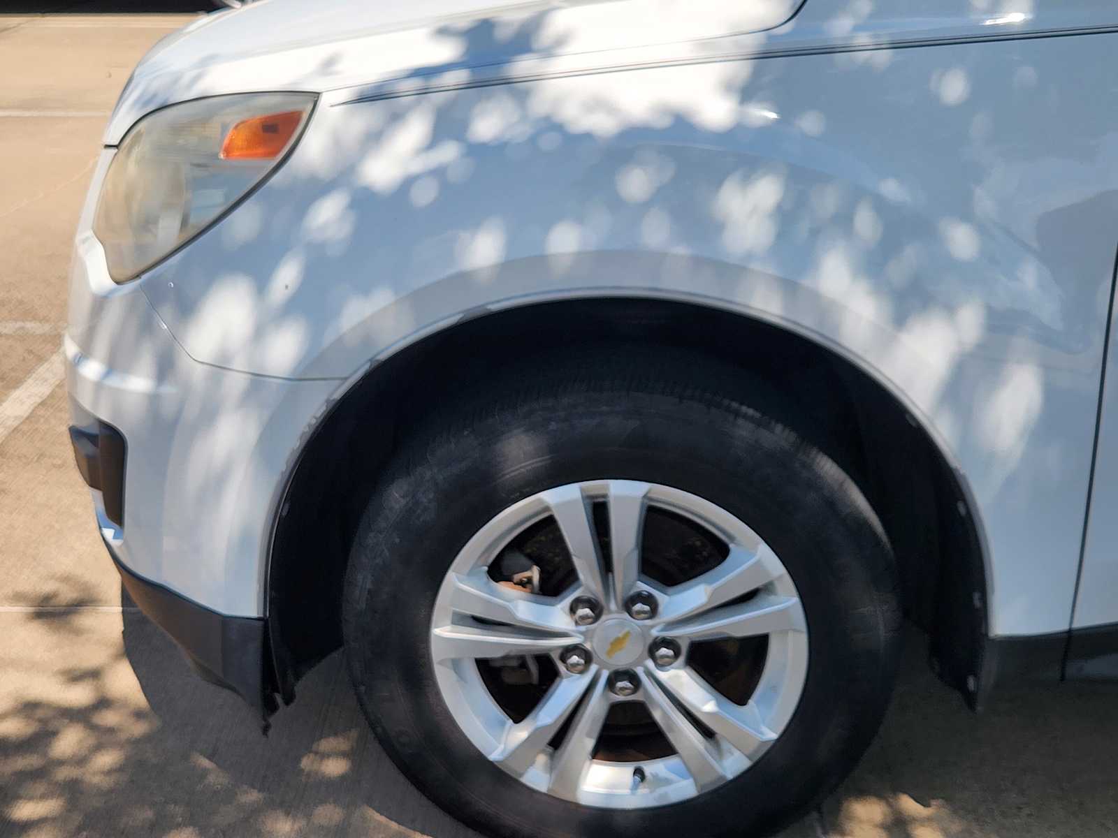 Thumbnail: 2011 Chevrolet Equinox - 11