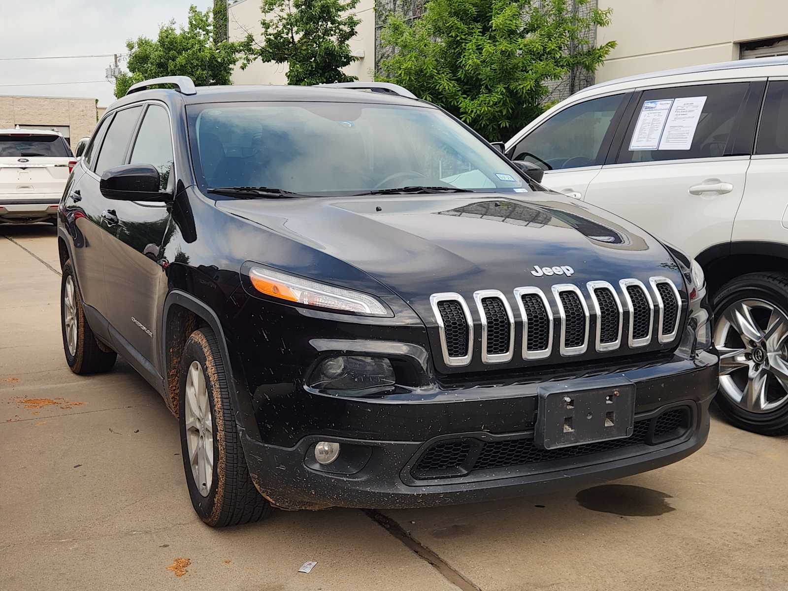 Thumbnail: 2018 Jeep Cherokee - 3