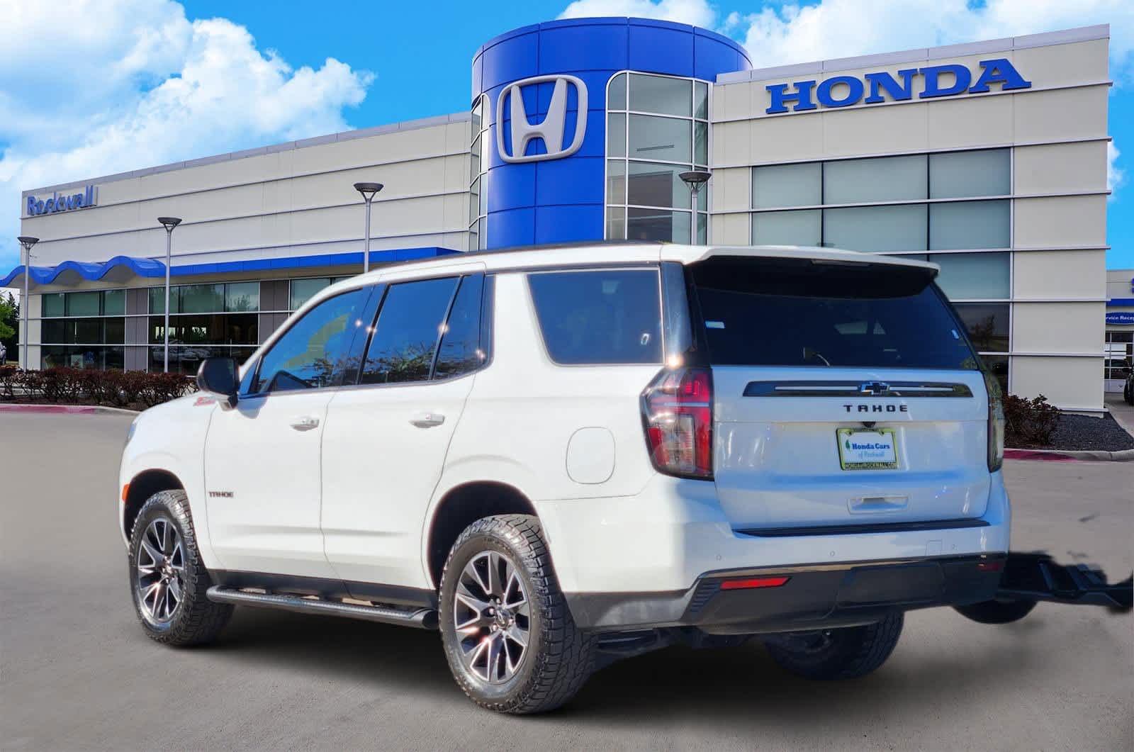 Thumbnail: 2022 Chevrolet Tahoe - 4