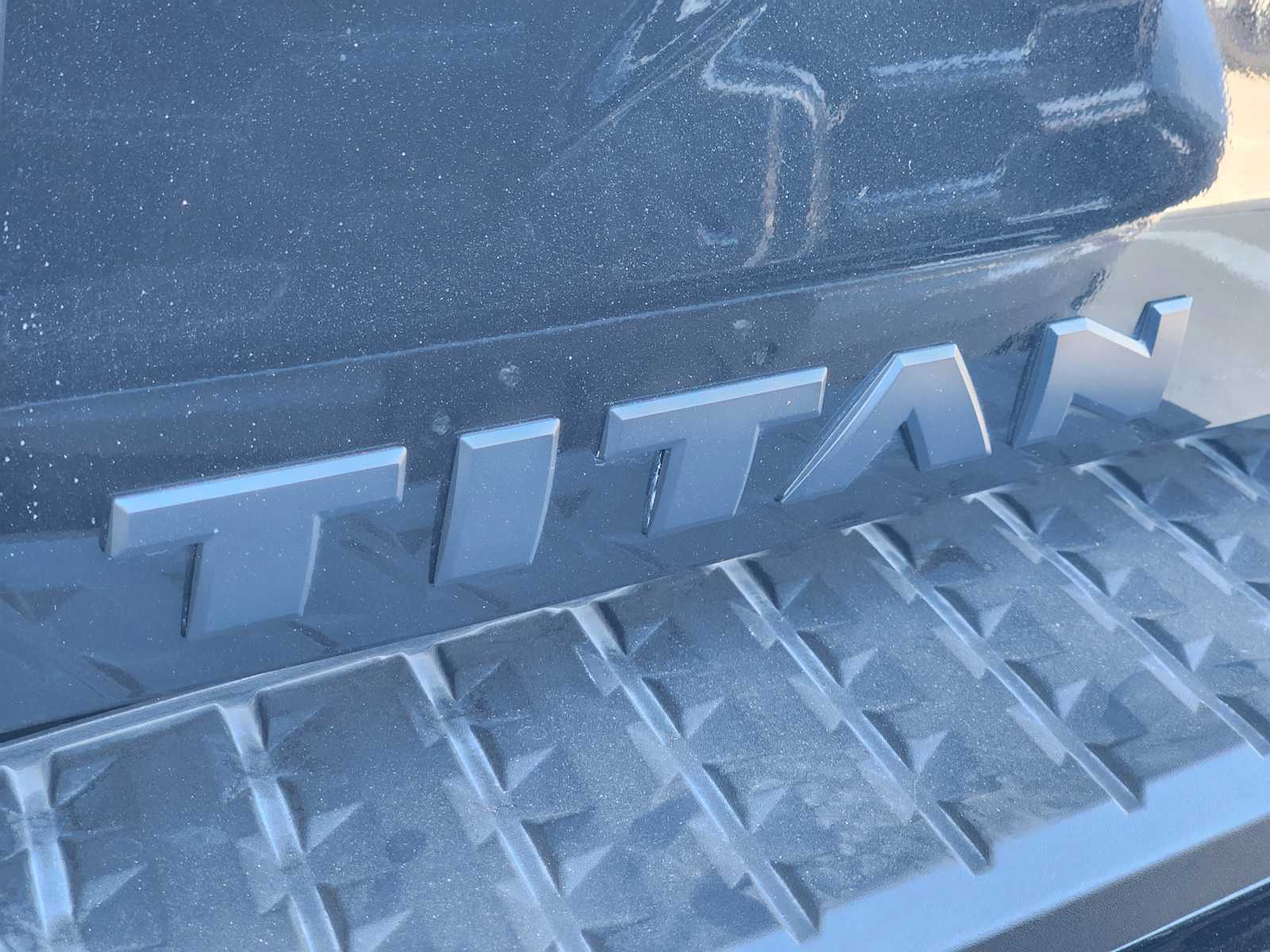 Thumbnail: 2022 Nissan Titan - 10