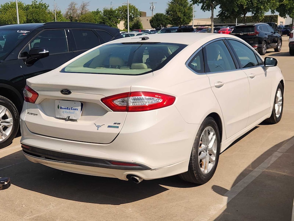 Used 2013 Ford Fusion SE Sedan