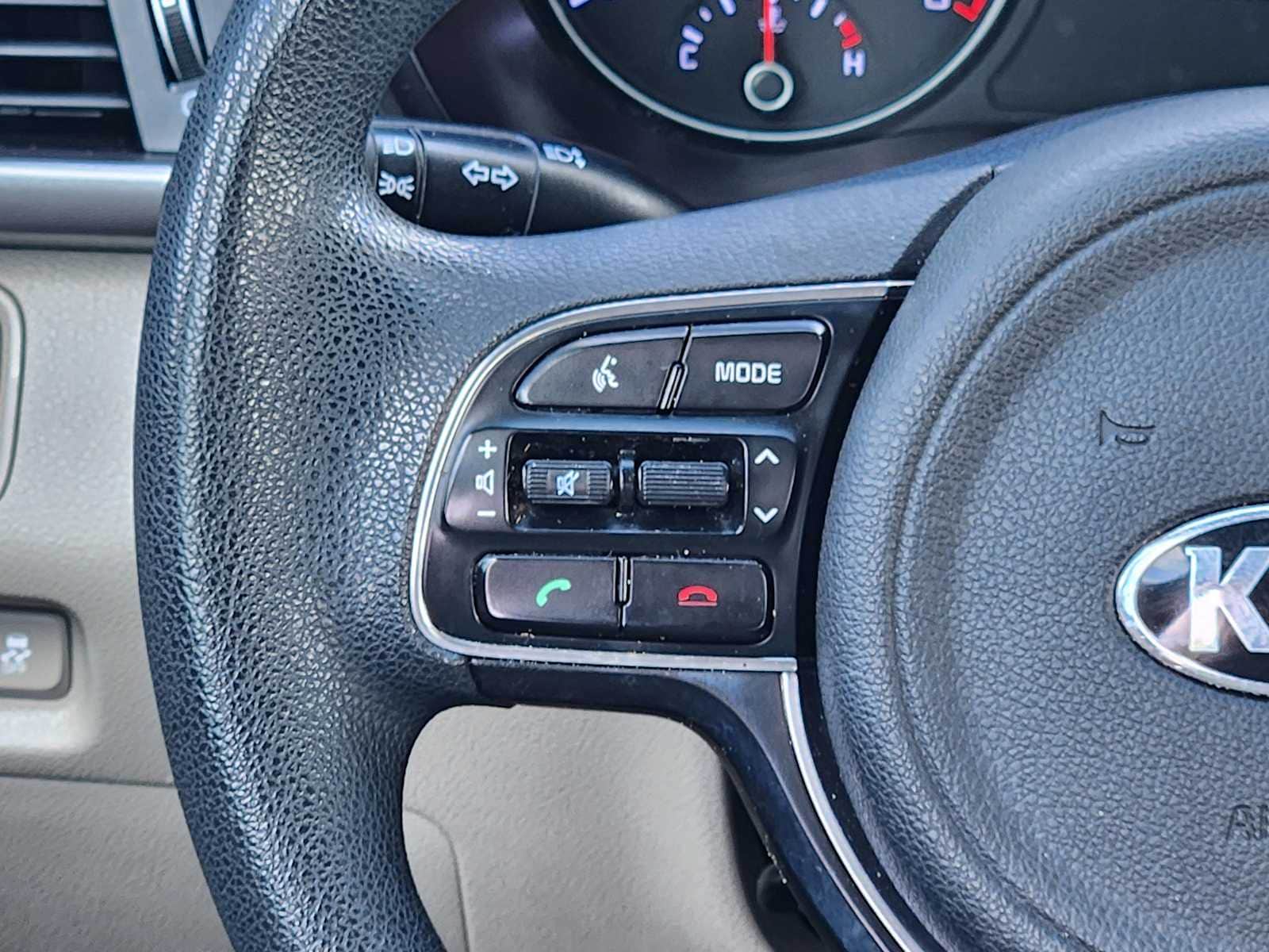 Thumbnail: 2018 Kia Optima - 31