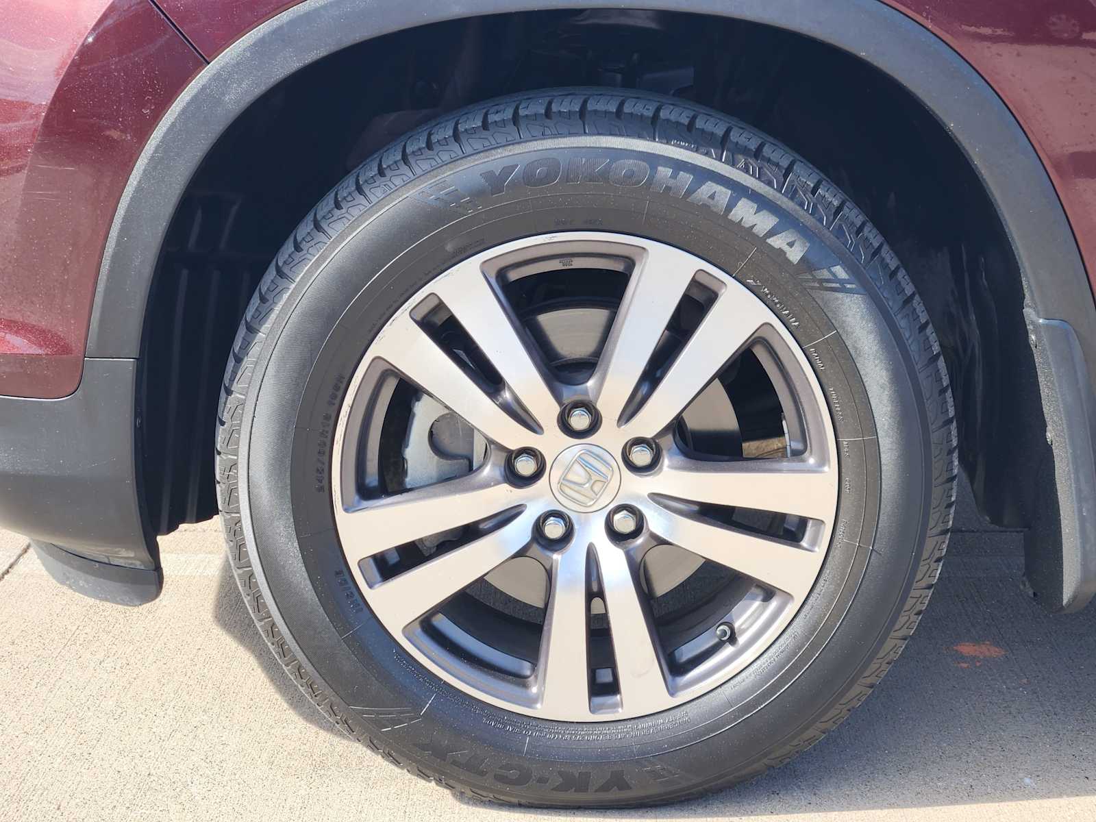 Thumbnail: 2016 Honda Pilot - 23