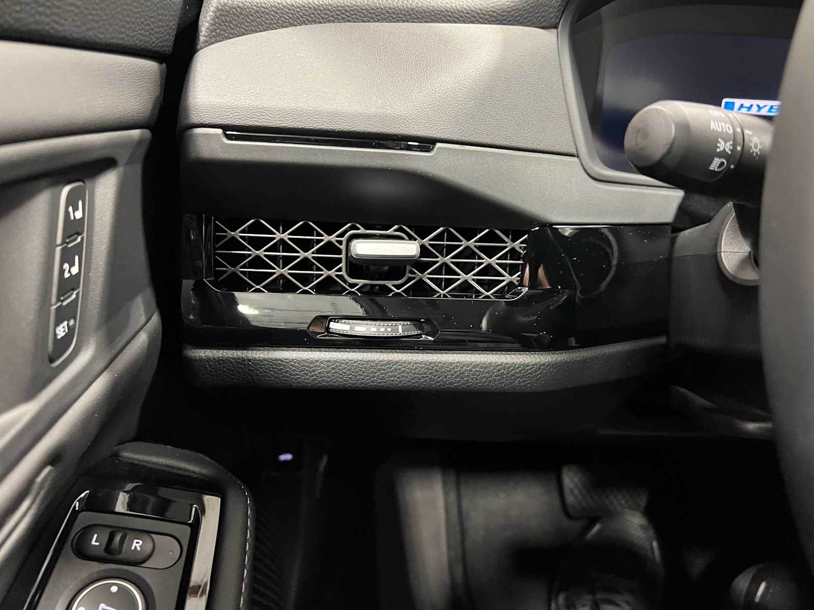Thumbnail: 2025 Honda Accord - 18