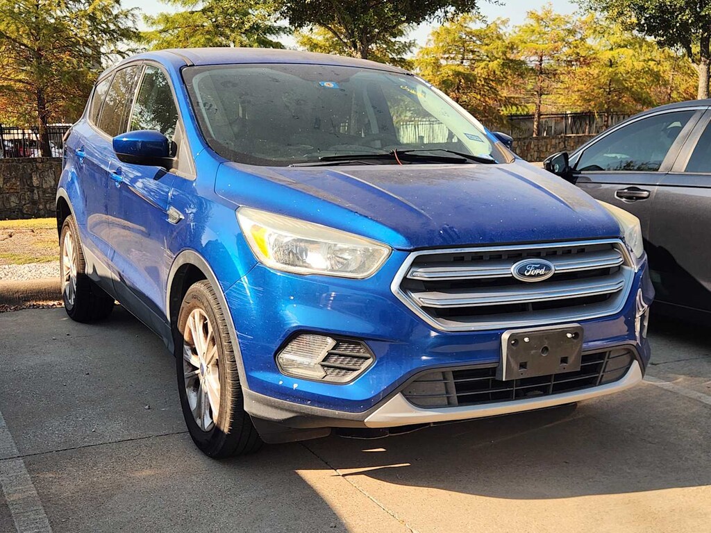 Used 2017 Ford Escape SE SUV