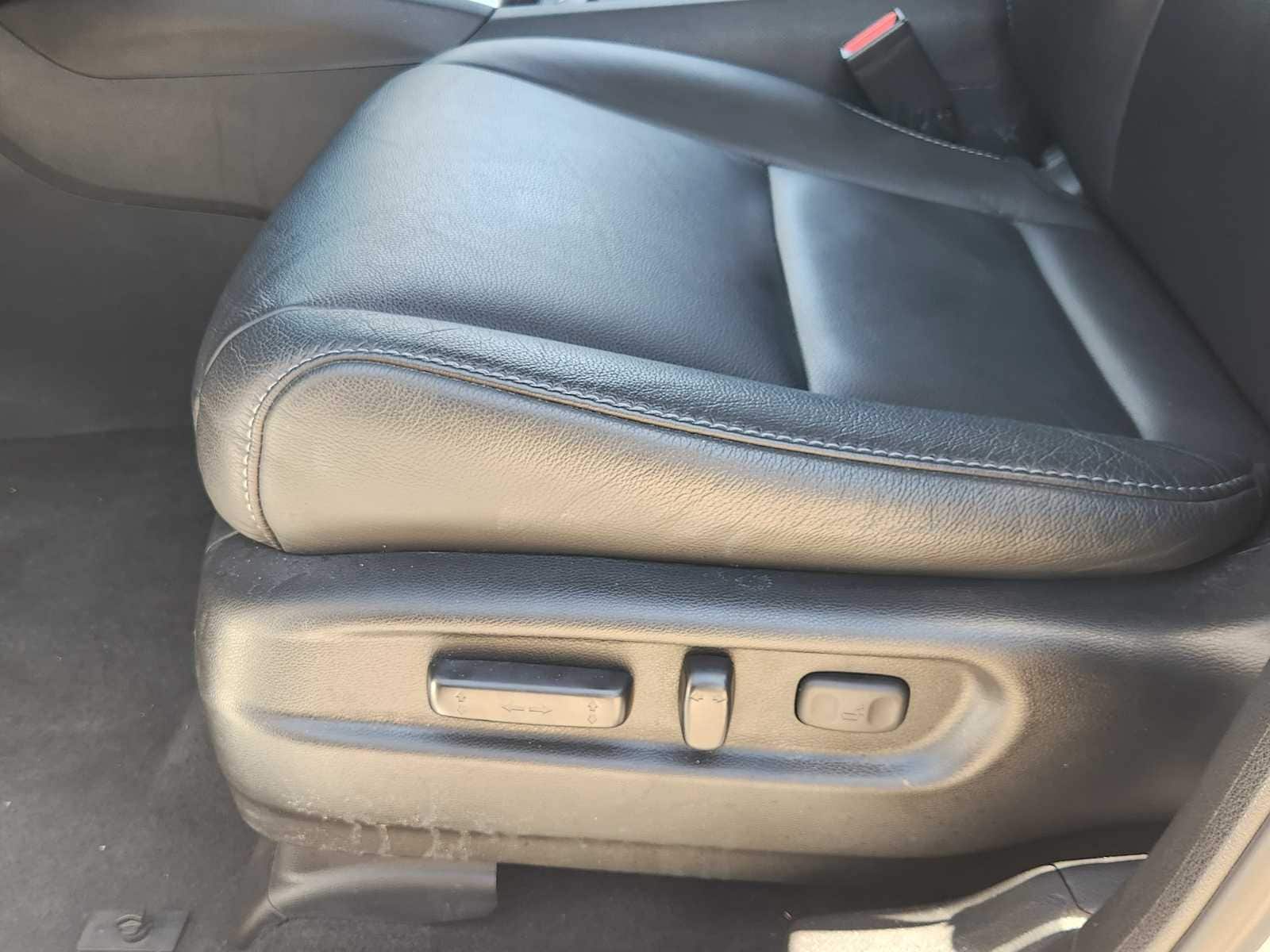 Thumbnail: 2022 Honda Pilot - 31